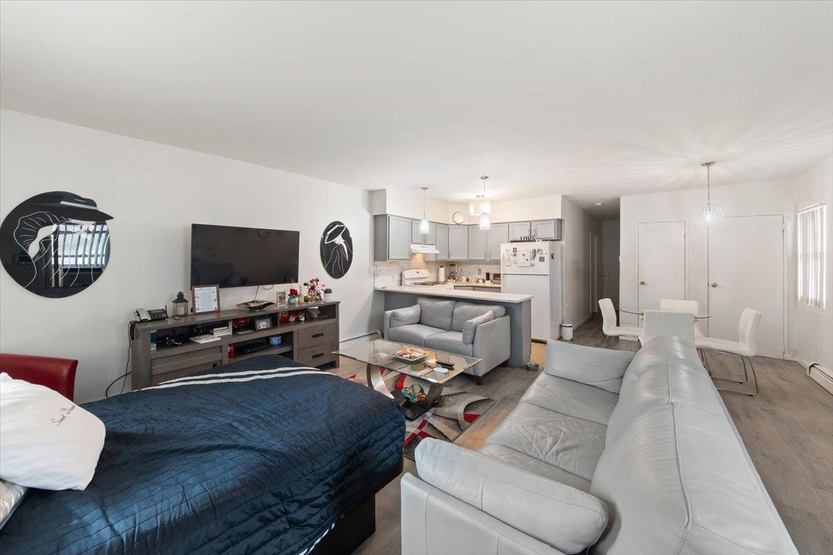Single Family Logan  Bronx, NY 10465, MLS-891844-5