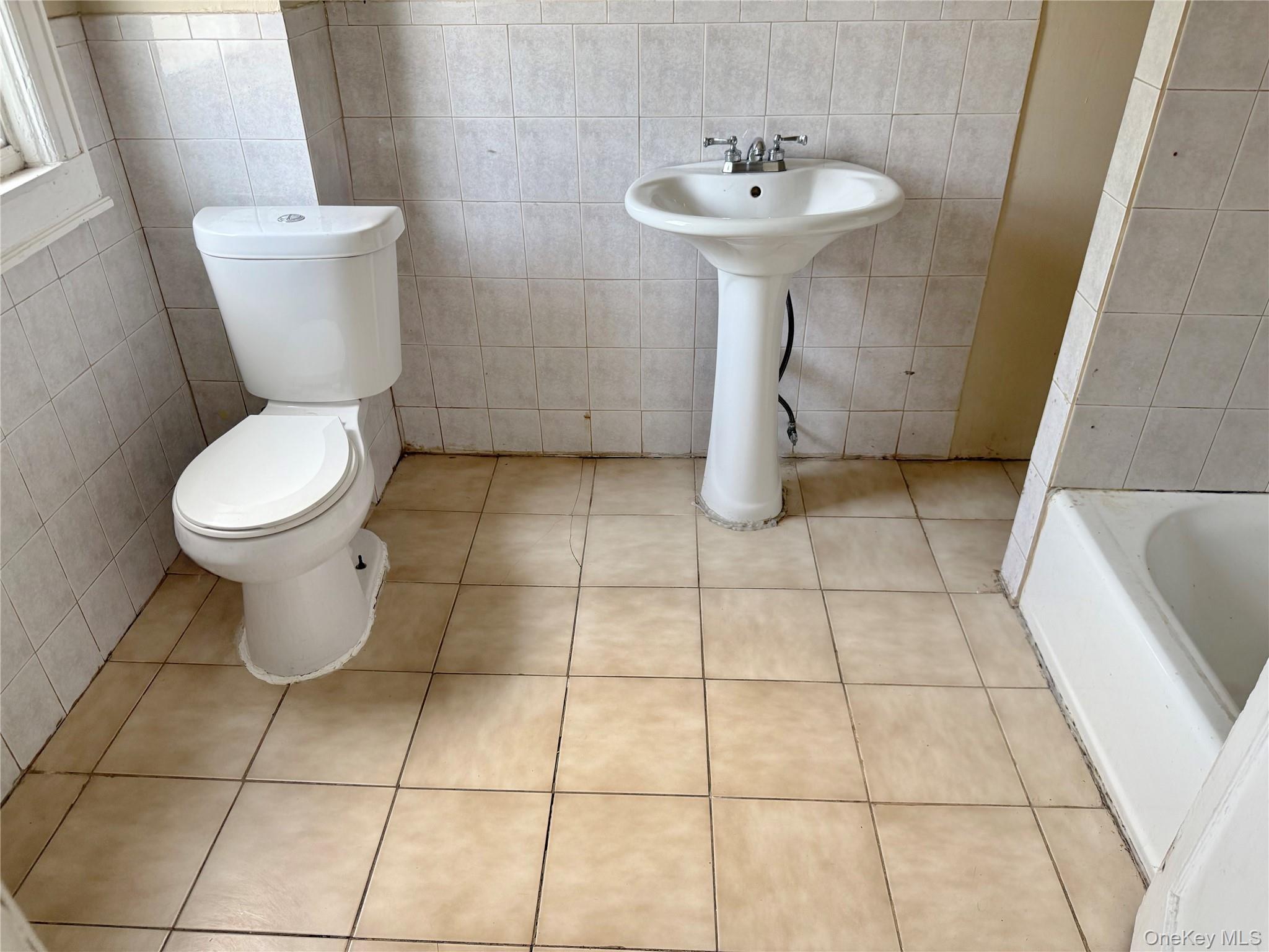 Single Family Jordan  Queens, NY 11412, MLS-891879-9