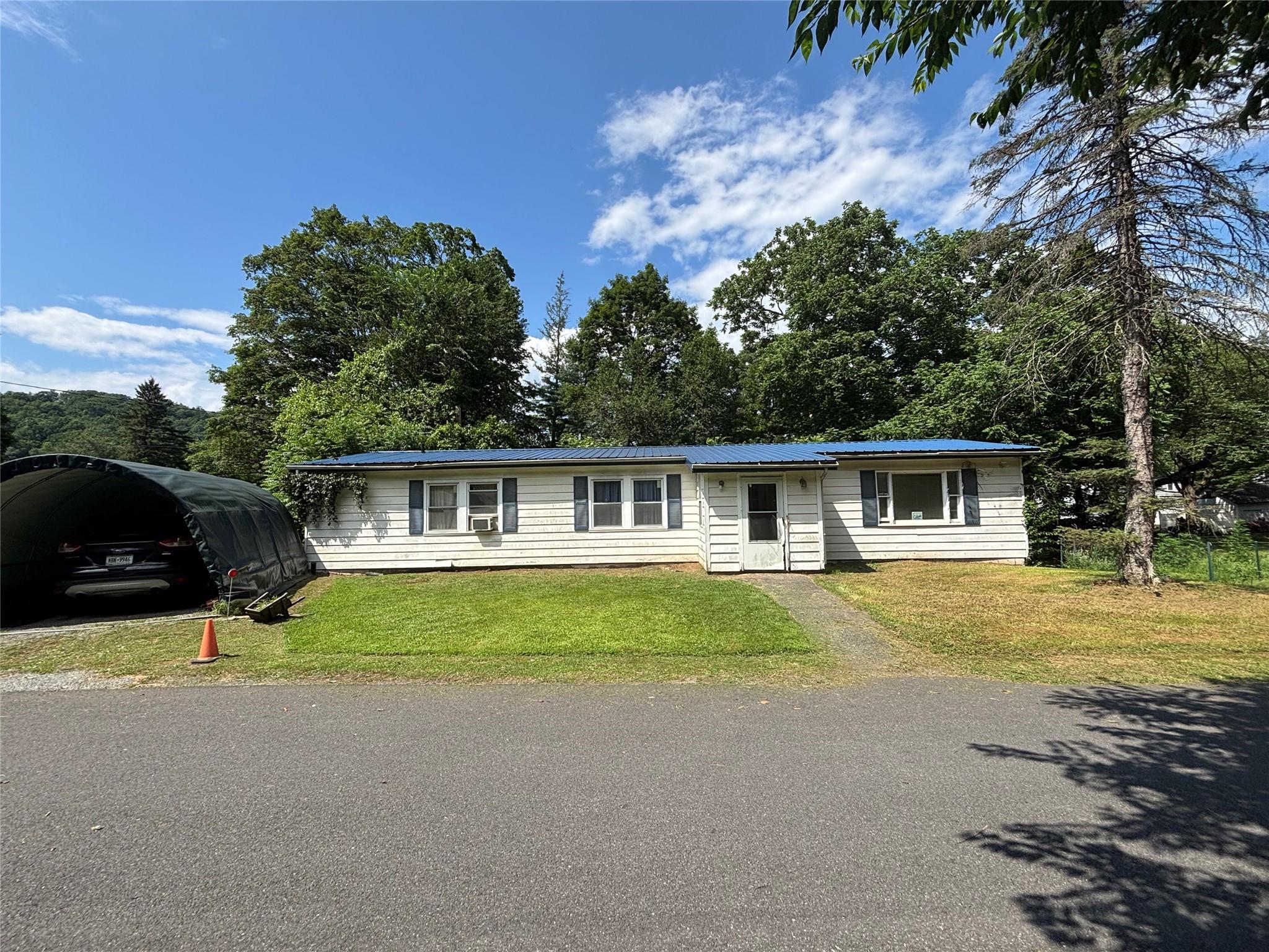 Single Family South  Ulster County, NY 12472, MLS-891904-10