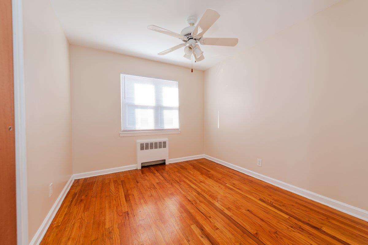 Single Family Brinsmade  Bronx, NY 10465, MLS-891933-16