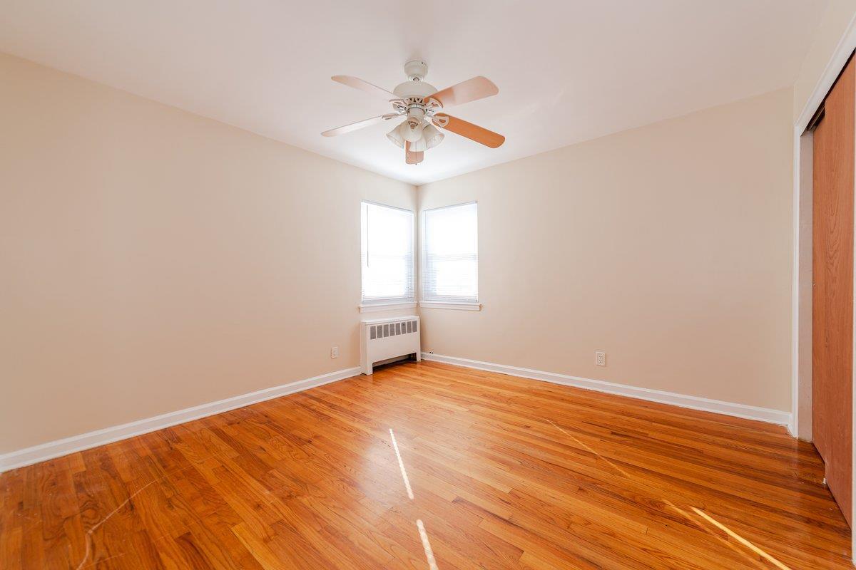 Single Family Brinsmade  Bronx, NY 10465, MLS-891933-17