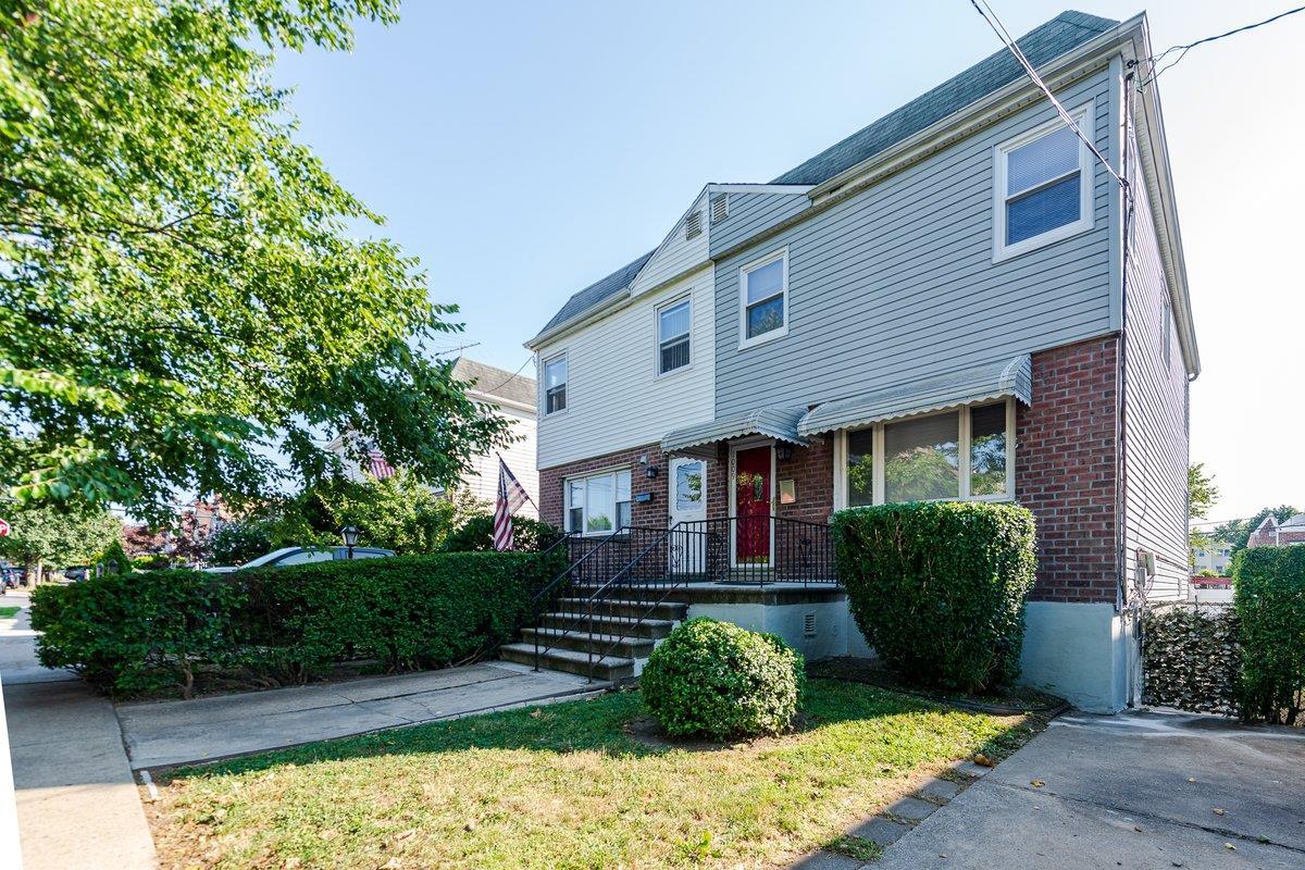 Single Family Brinsmade  Bronx, NY 10465, MLS-891933-18