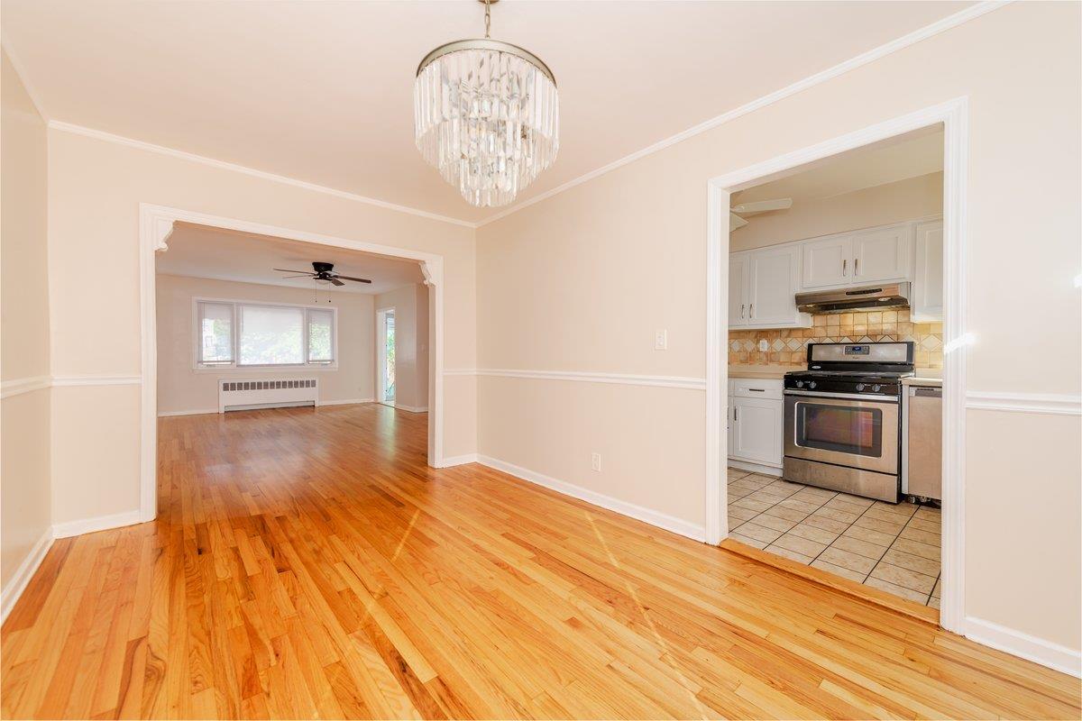 Single Family Brinsmade  Bronx, NY 10465, MLS-891933-2