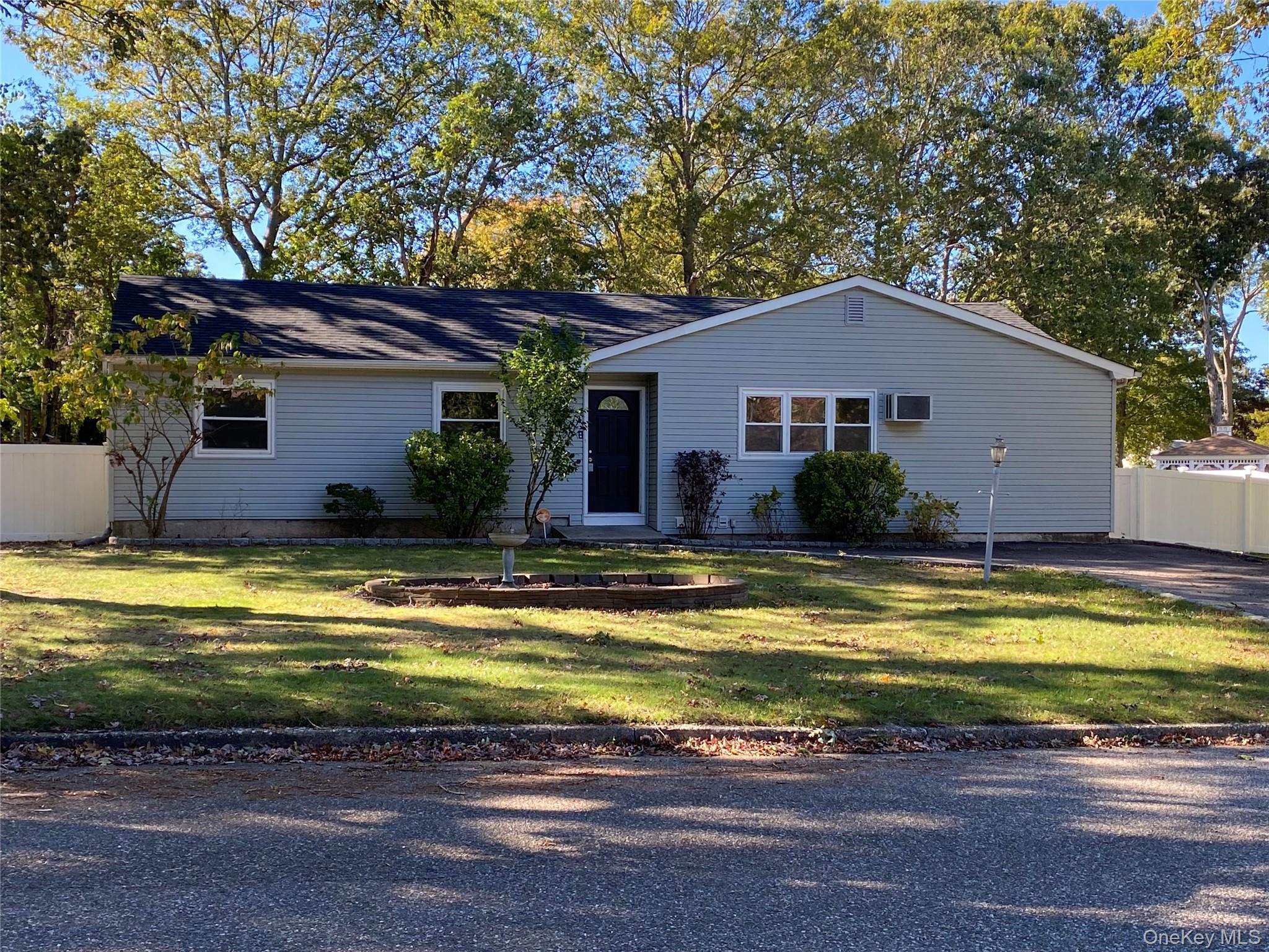 Single Family Filmore  Suffolk County, NY 11727, MLS-891940-2