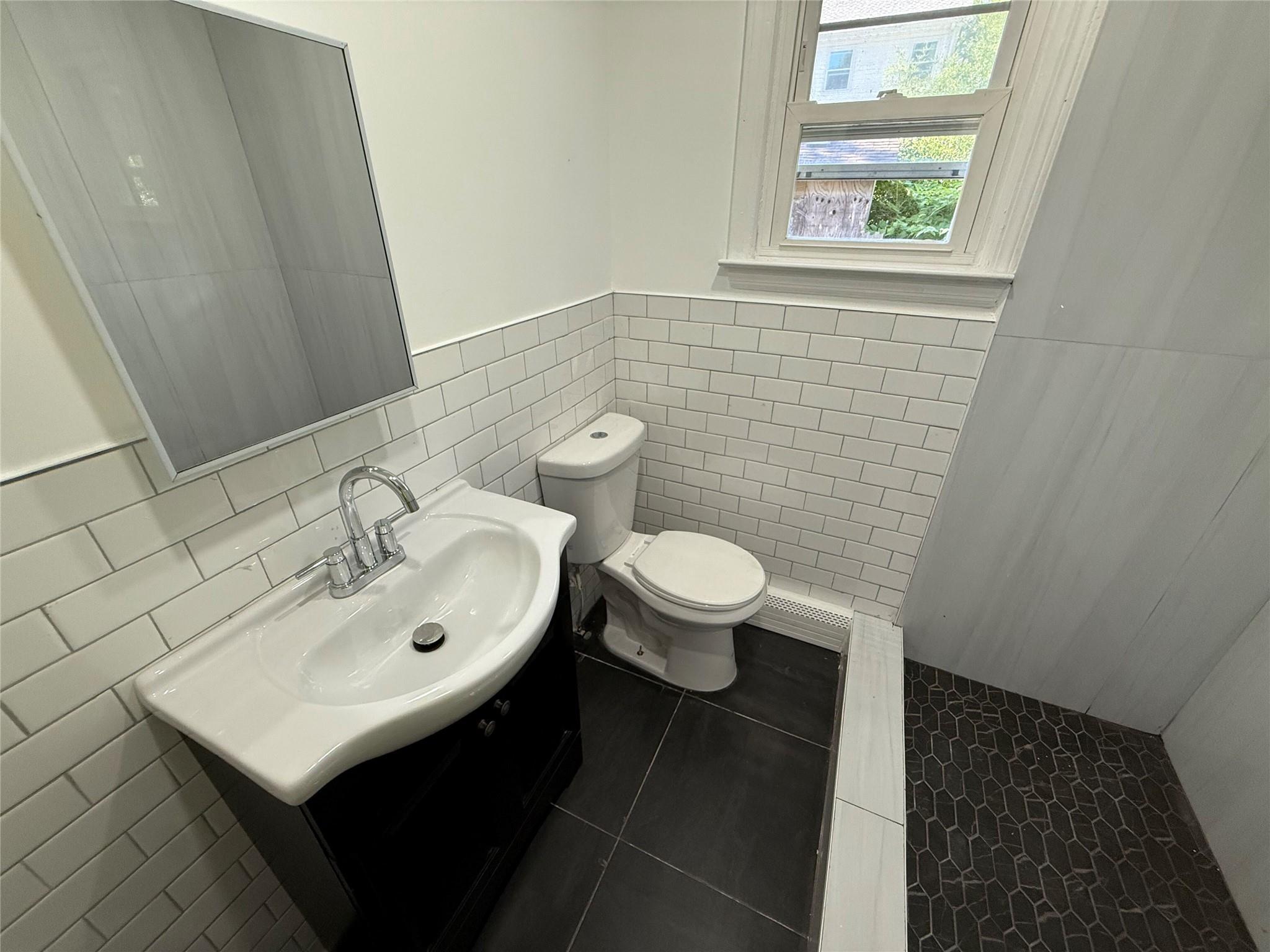 Single Family Smith Suffolk County, NY 11763, MLS-891946-11