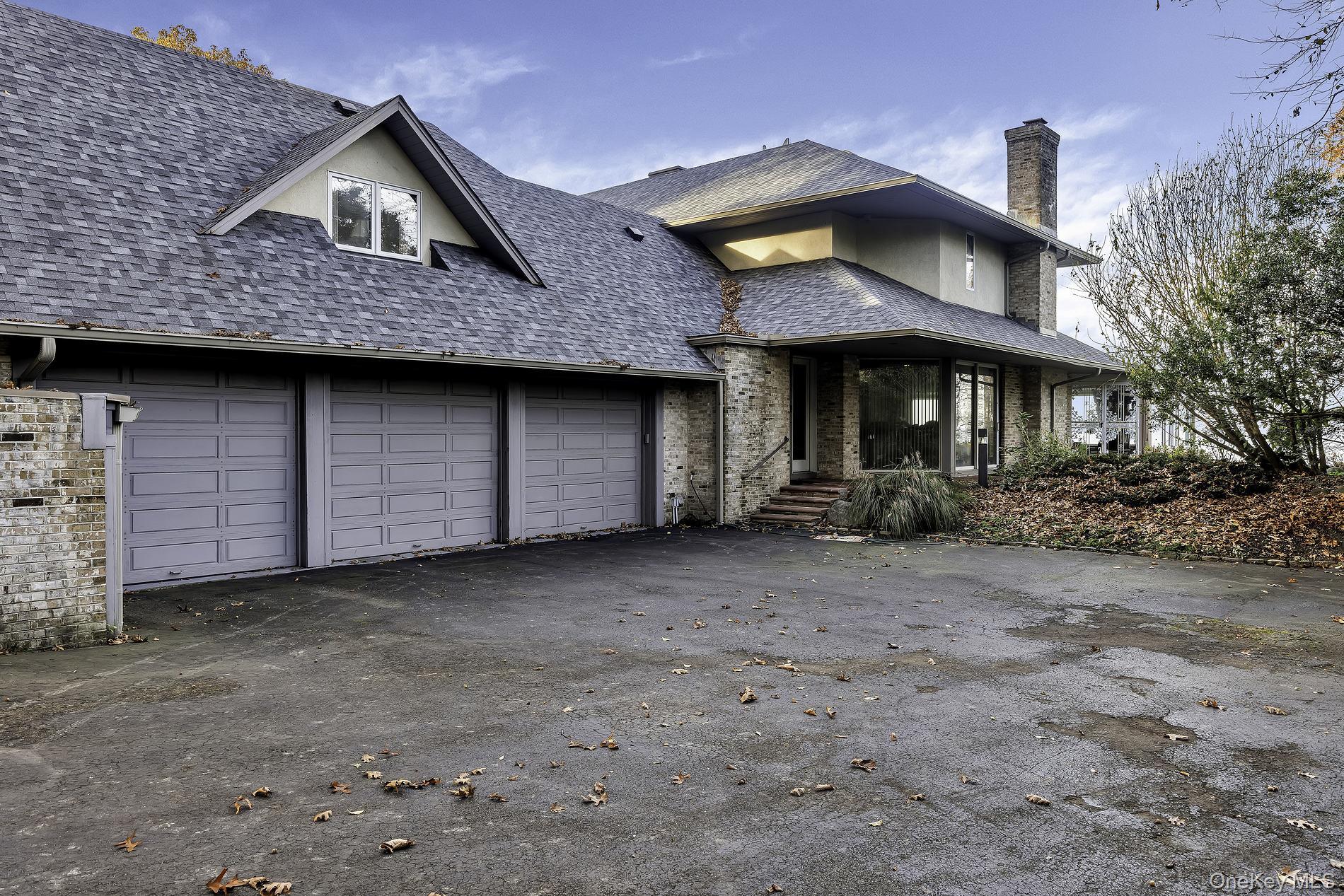 Single Family Seacrest  Suffolk County, NY 11743, MLS-891949-37