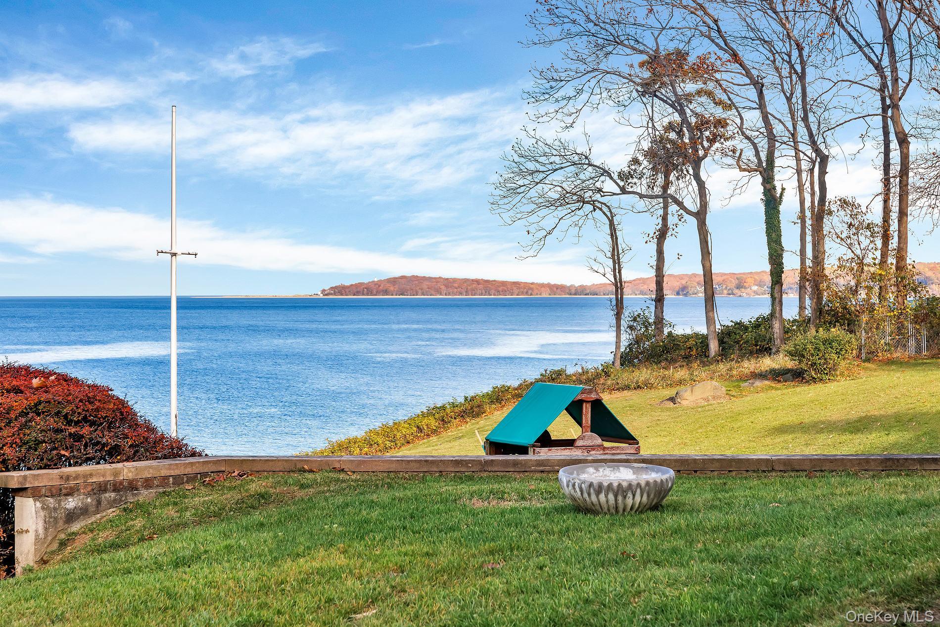 Single Family Seacrest Suffolk County, NY 11743, MLS-891949-5