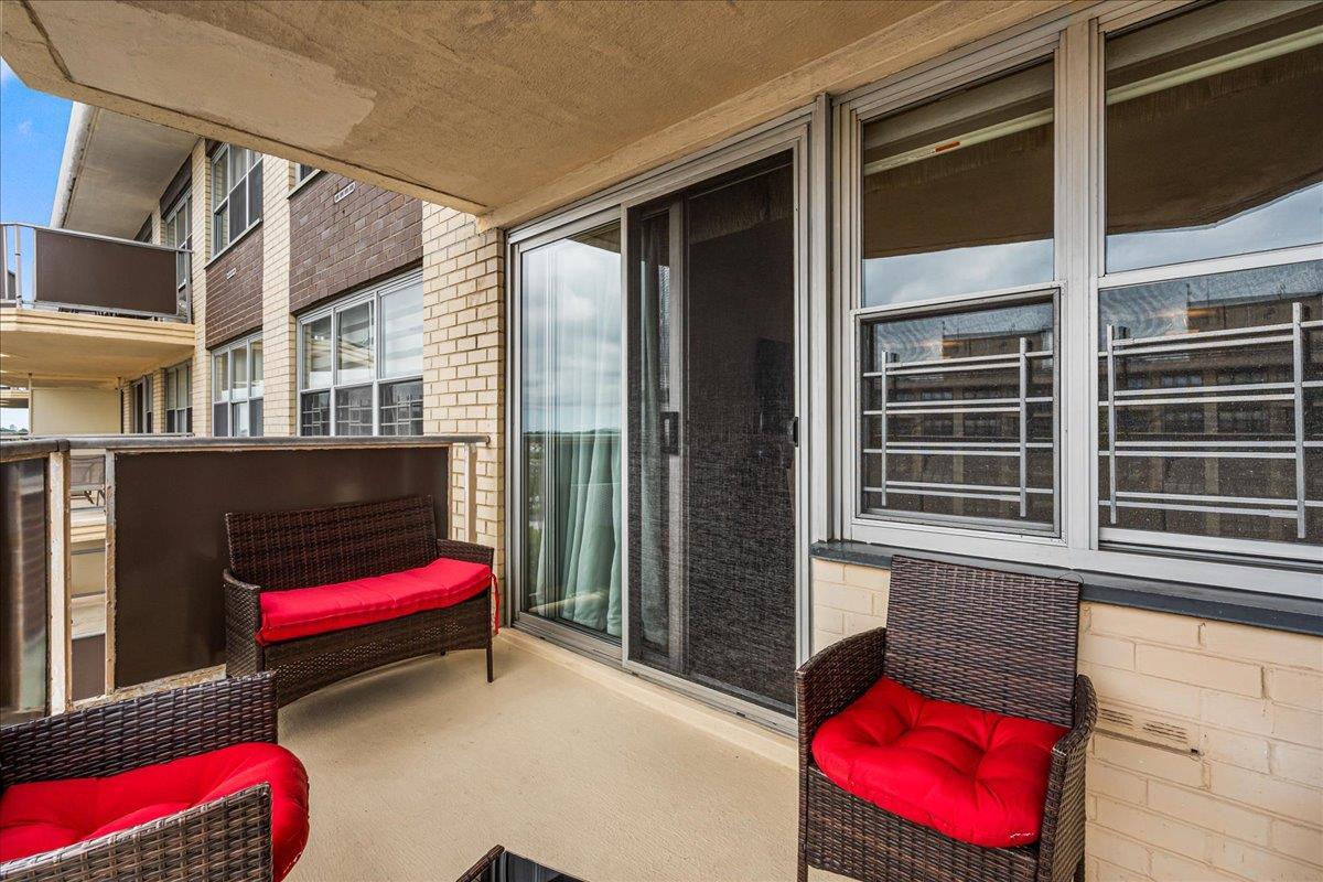 Coop 215  Queens, NY 11360, MLS-891979-9