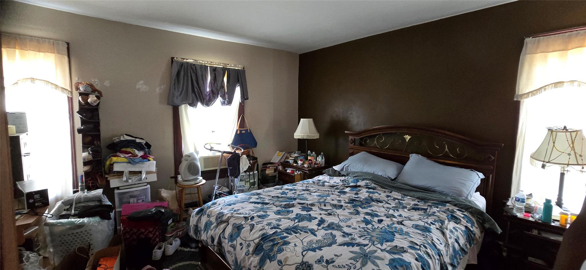 Single Family Spencer  Nassau County, NY 11563, MLS-891989-11