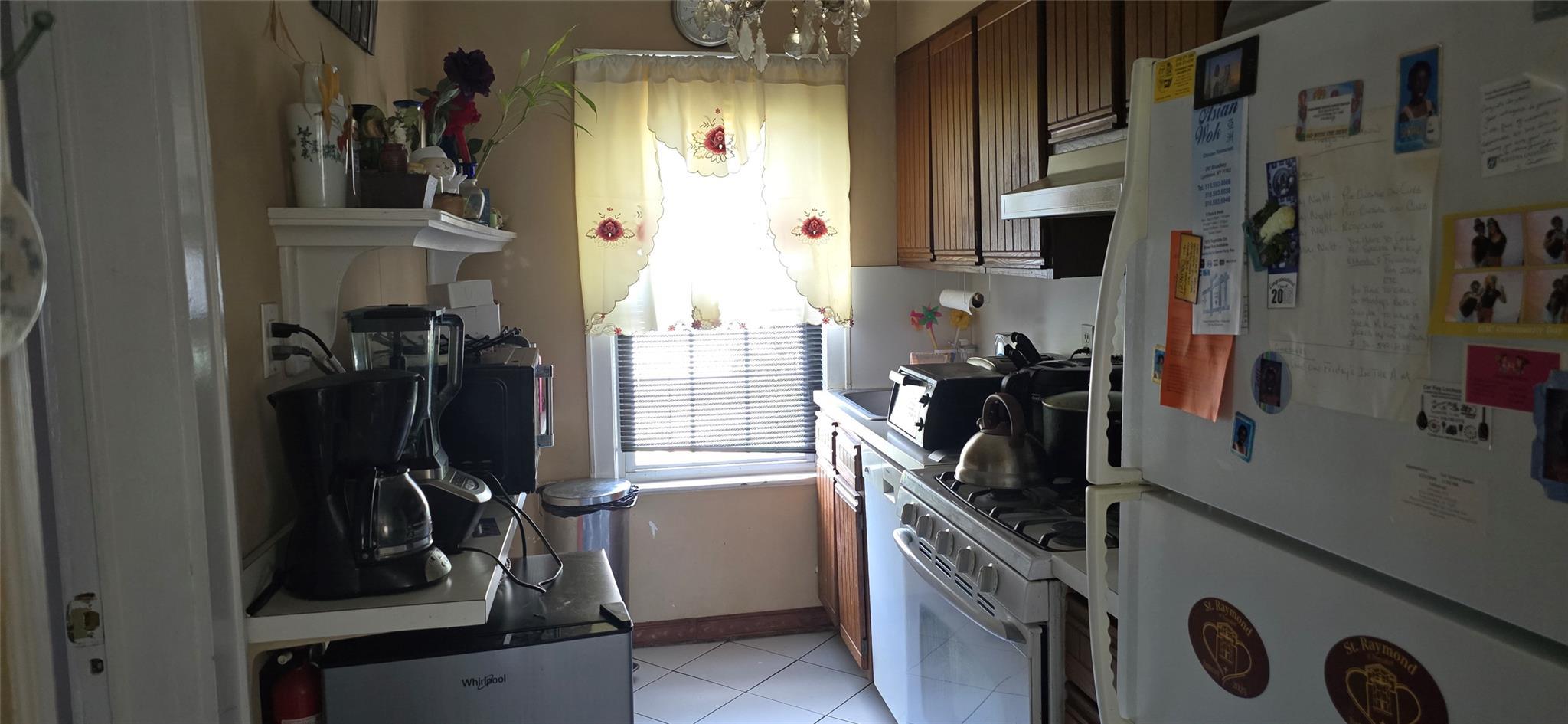 Single Family Spencer  Nassau County, NY 11563, MLS-891989-12