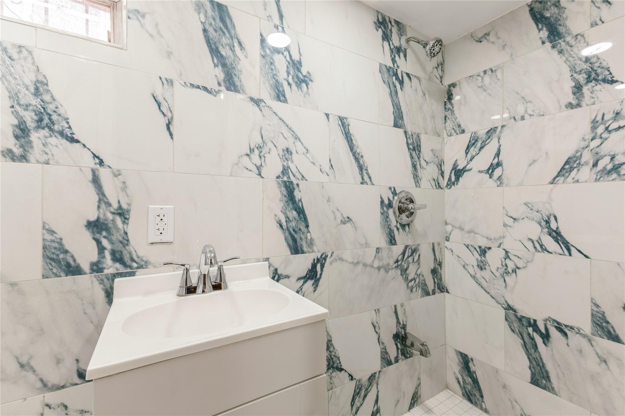 Single Family 38th  Brooklyn, NY 11203, MLS-891995-14