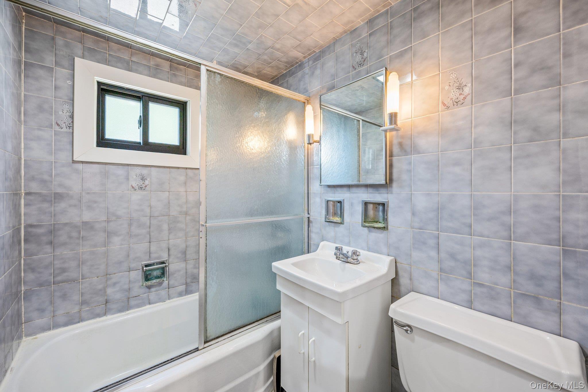 Single Family 62nd  Queens, NY 11379, MLS-892001-17