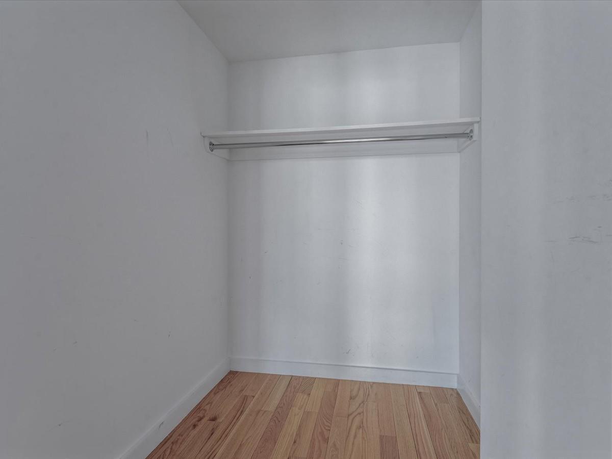 Condo Sanford  Queens, NY 11355, MLS-892005-20