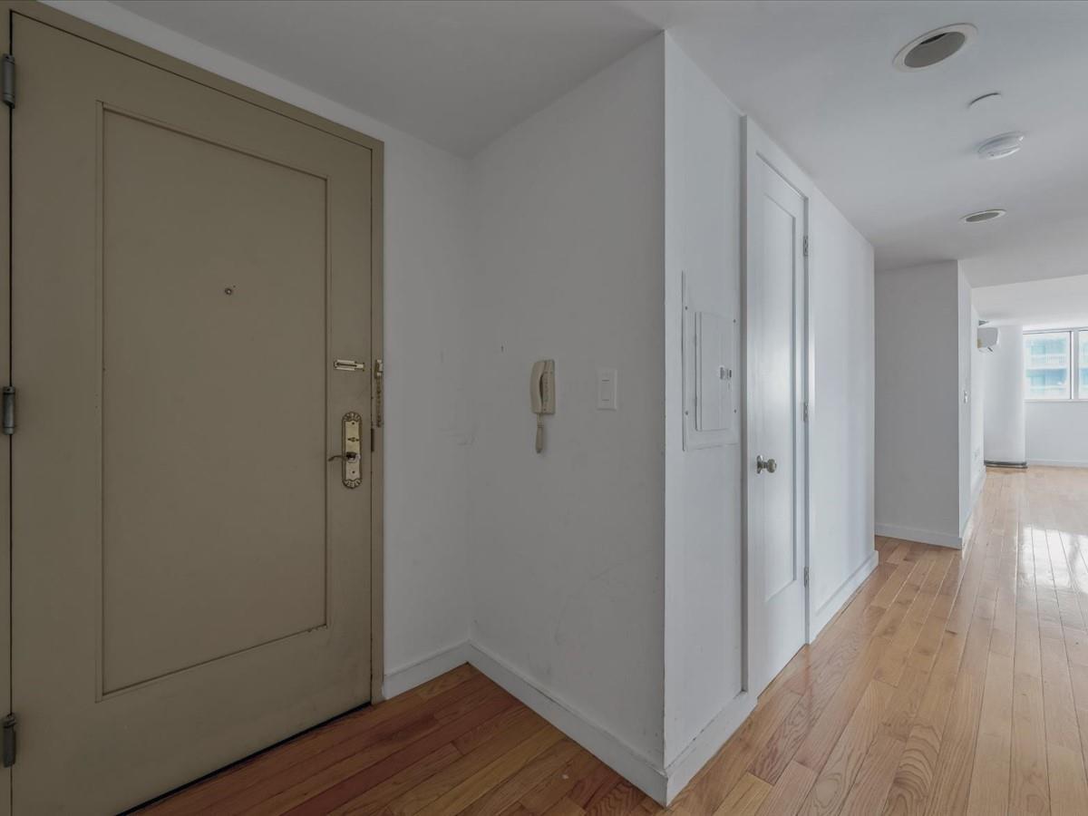 Condo Sanford  Queens, NY 11355, MLS-892005-5
