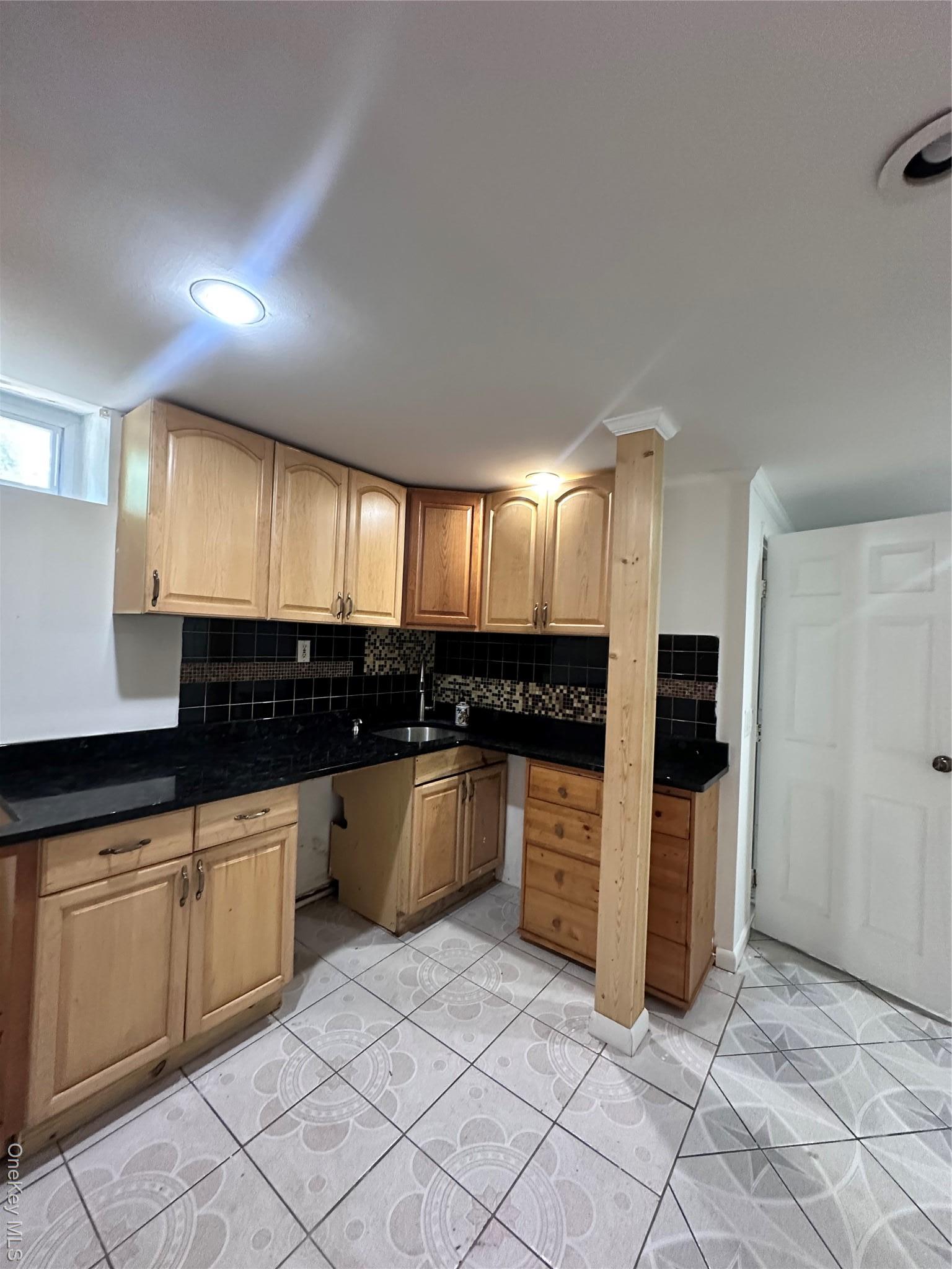 Single Family Roger Westchester County, NY 10707, MLS-892006-29