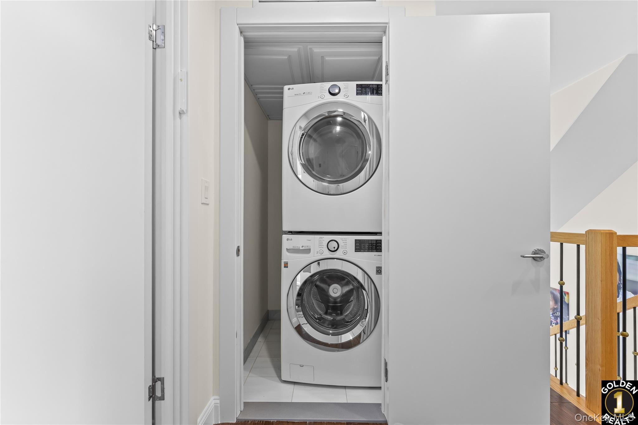 Single Family Mayfair Queens, NY 11418, MLS-892021-25