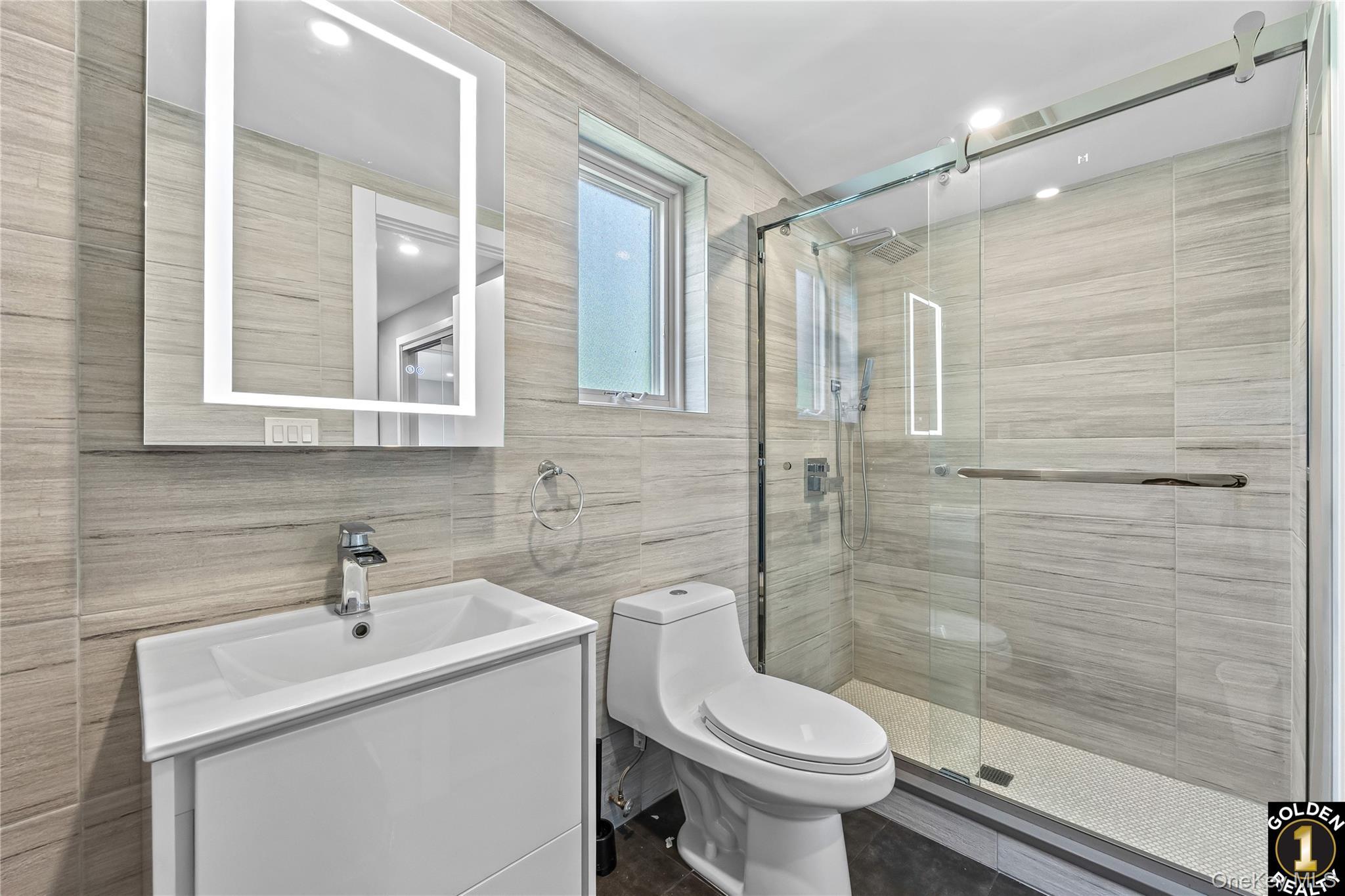 Single Family Mayfair Queens, NY 11418, MLS-892021-27