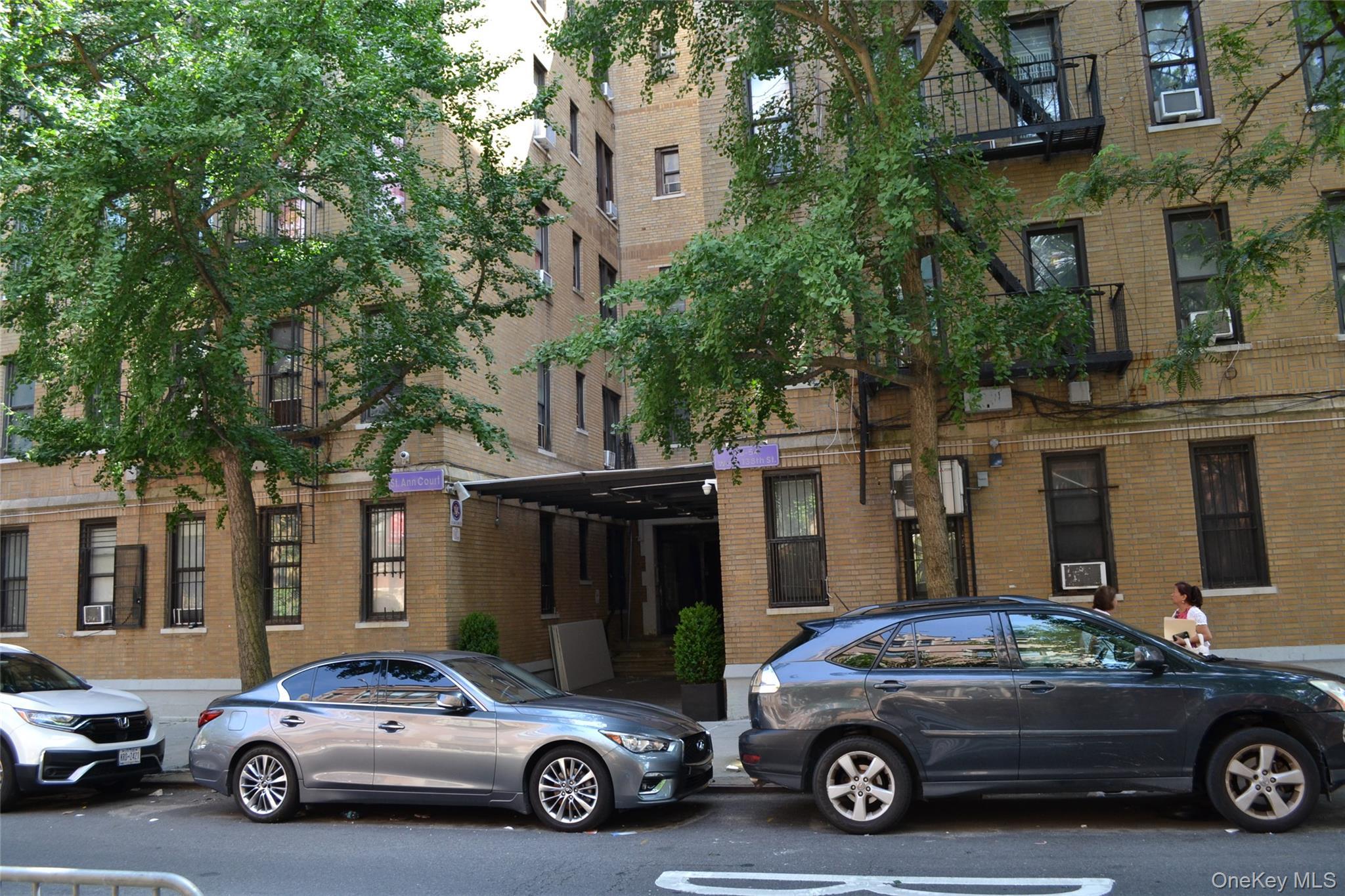 Condo W 138 Street  Manhattan, NY 10037, MLS-892022-15
