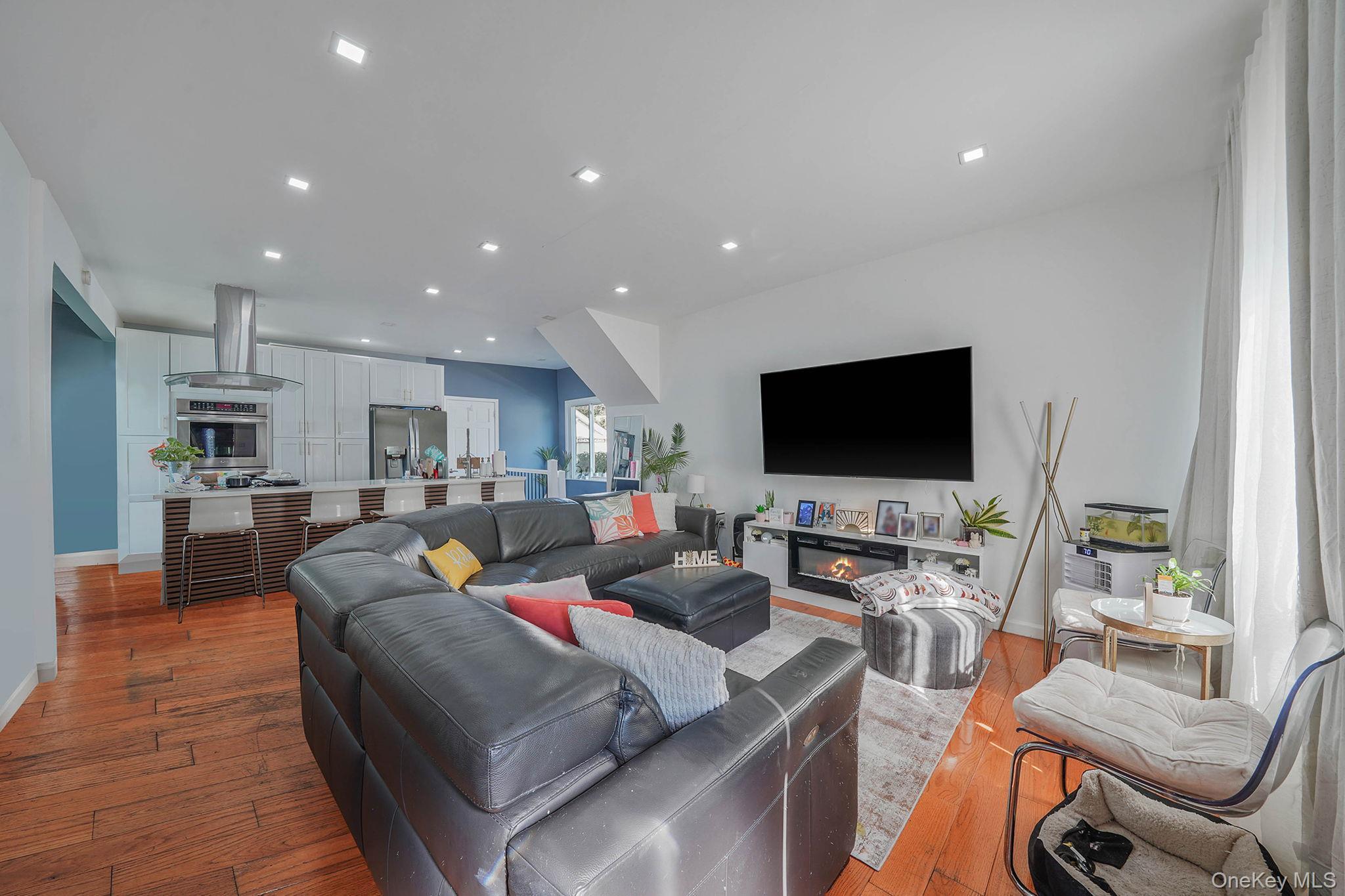 Single Family 112th Queens, NY 11418, MLS-892040-5