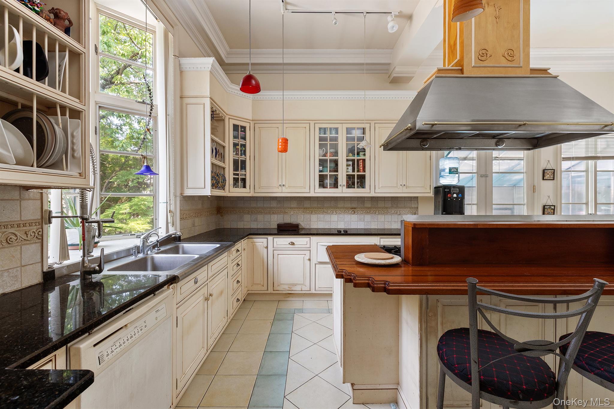 Single Family Independence  Bronx, NY 10471, MLS-892041-11