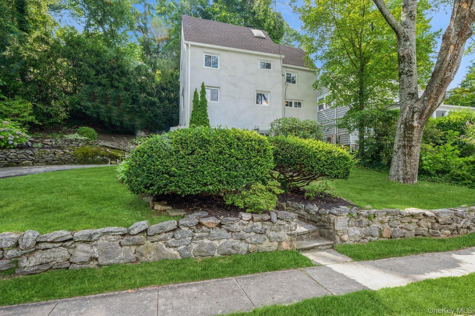 Single Family Valley  Westchester County, NY 10538, MLS-892059-23