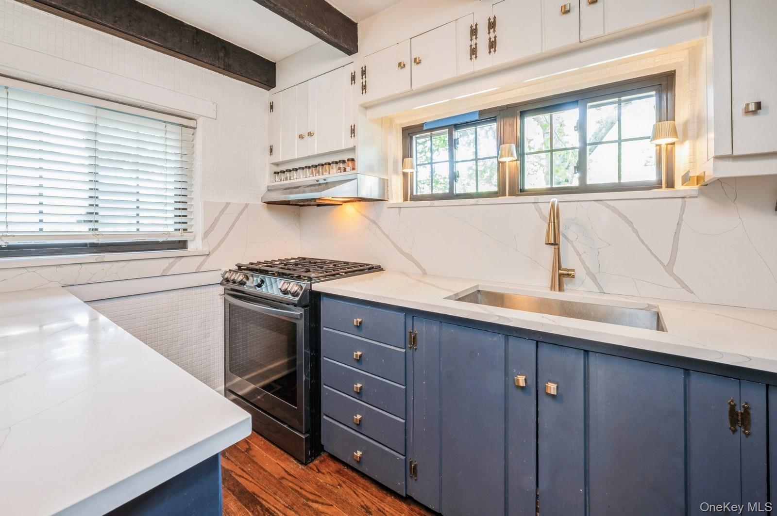 Single Family Valley  Westchester County, NY 10538, MLS-892059-7