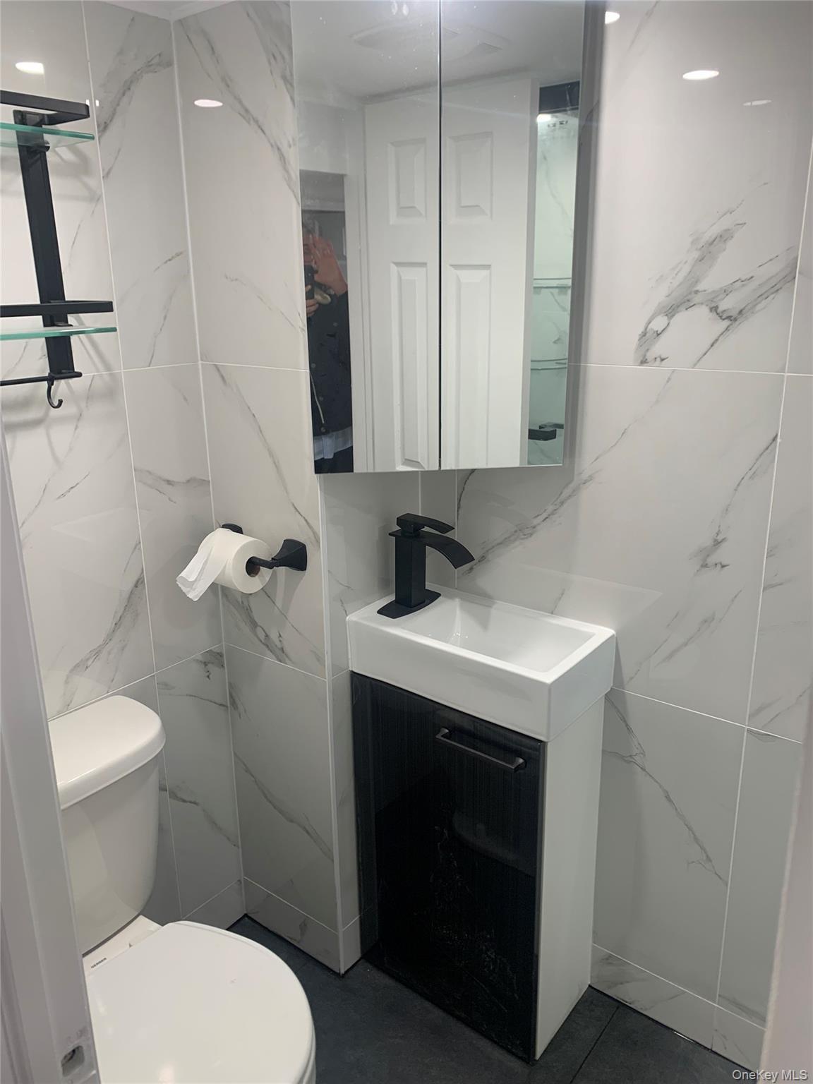 Single Family 77th Queens, NY 11421, MLS-892157-10