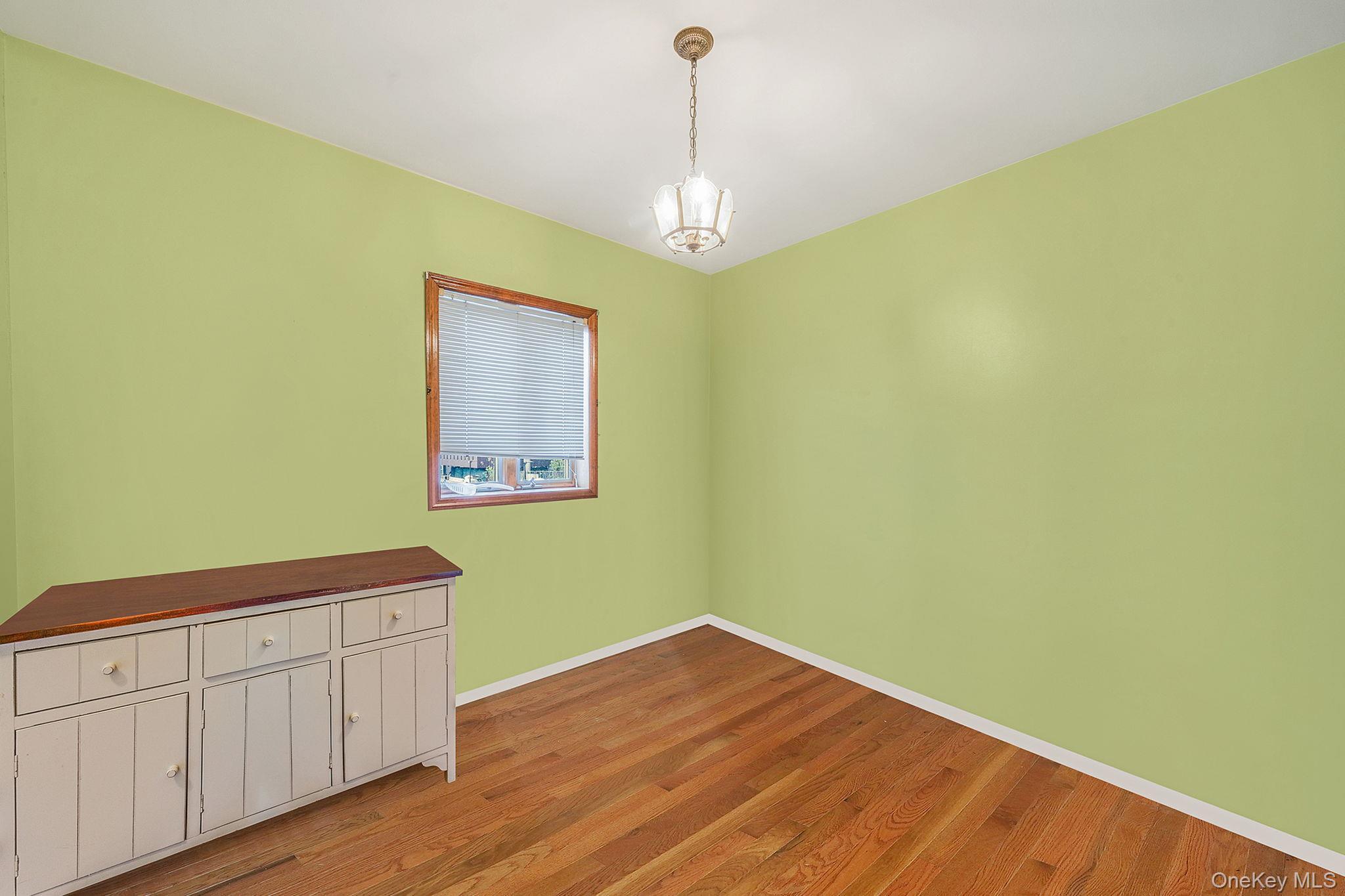 Single Family Nassau Nassau County, NY 11572, MLS-892198-18