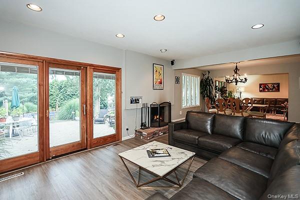 Single Family Harvard Nassau County, NY 11797, MLS-892205-18