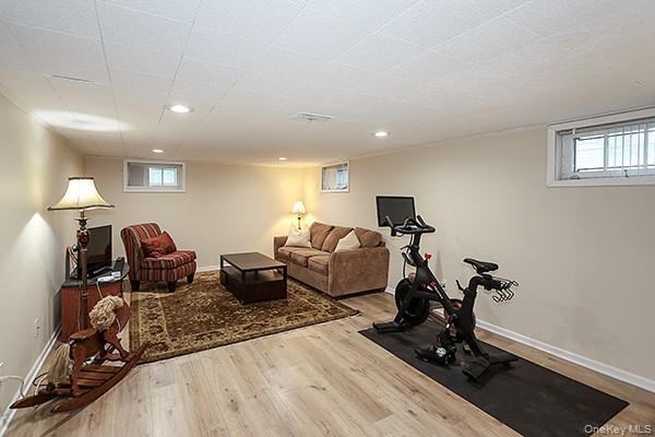 Single Family Harvard Nassau County, NY 11797, MLS-892205-31