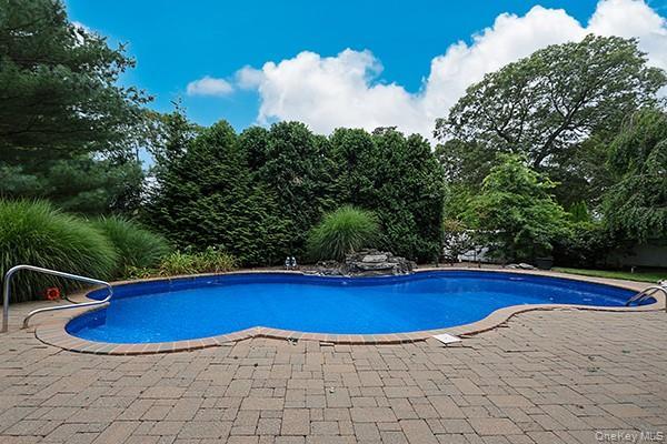 Single Family Harvard Nassau County, NY 11797, MLS-892205-40