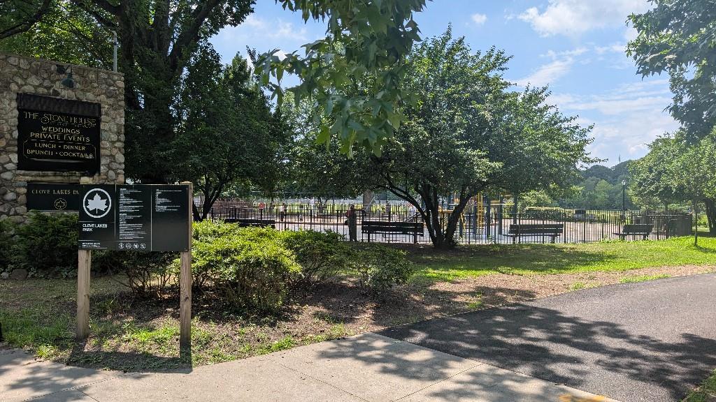 Single Family Fairway  Staten Island, NY 10301, MLS-892243-11