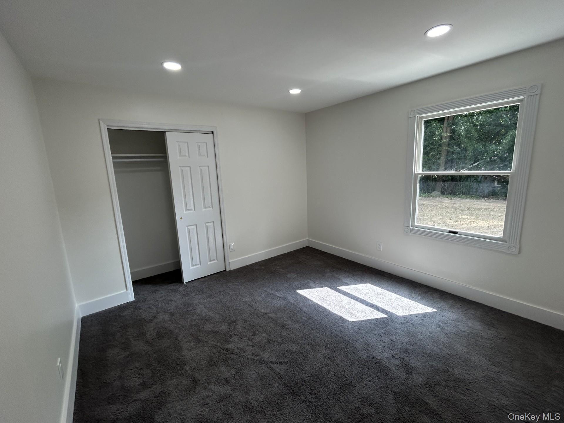 Single Family Poplar Suffolk County, NY 11764, MLS-892267-14