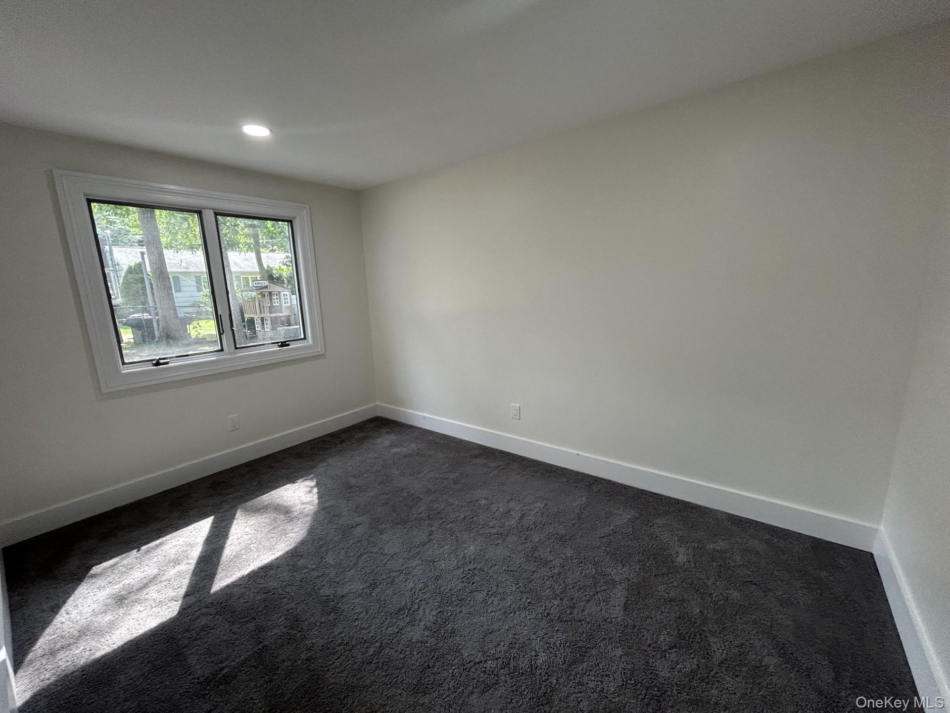 Single Family Poplar Suffolk County, NY 11764, MLS-892267-15