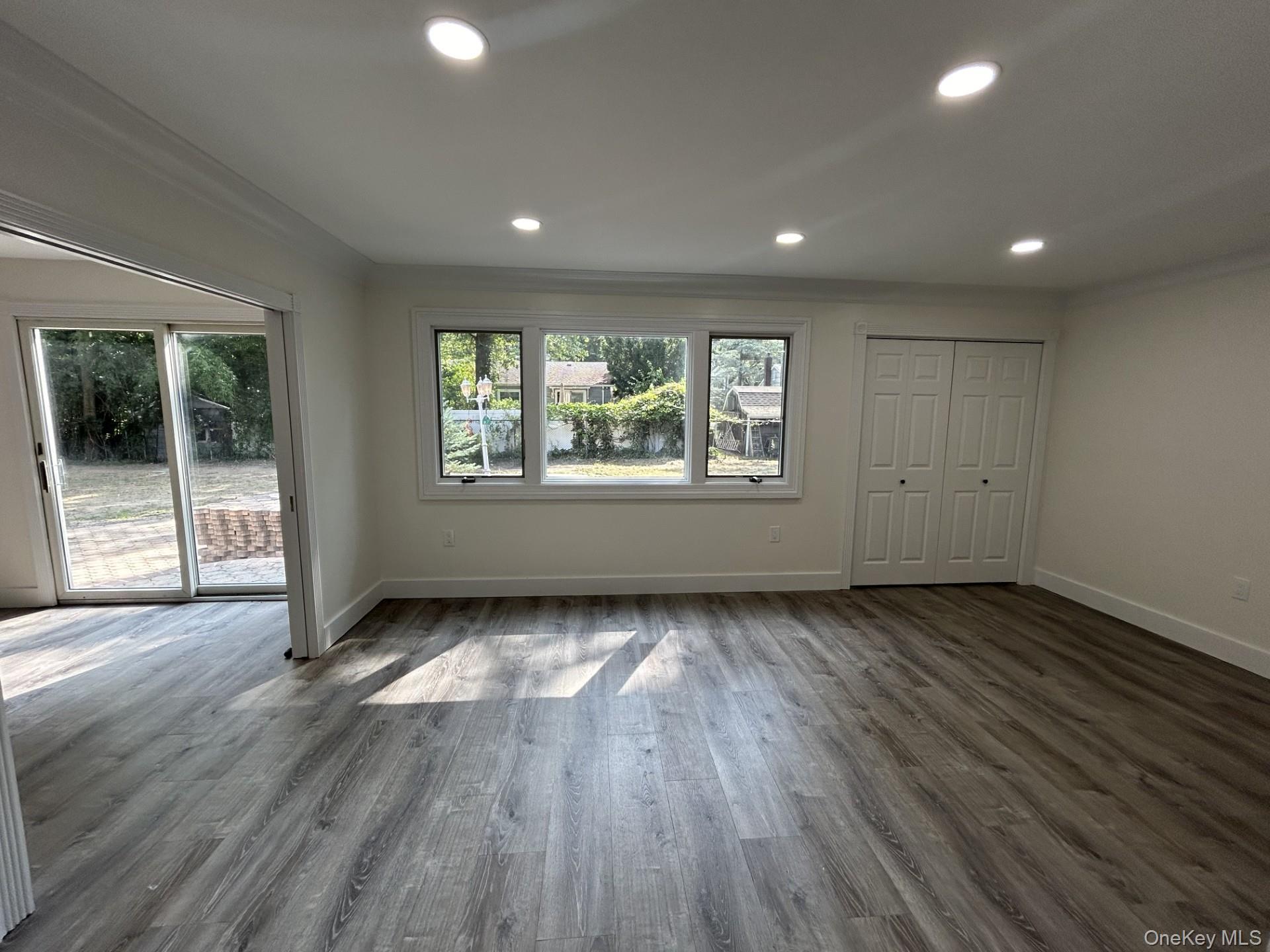 Single Family Poplar Suffolk County, NY 11764, MLS-892267-5