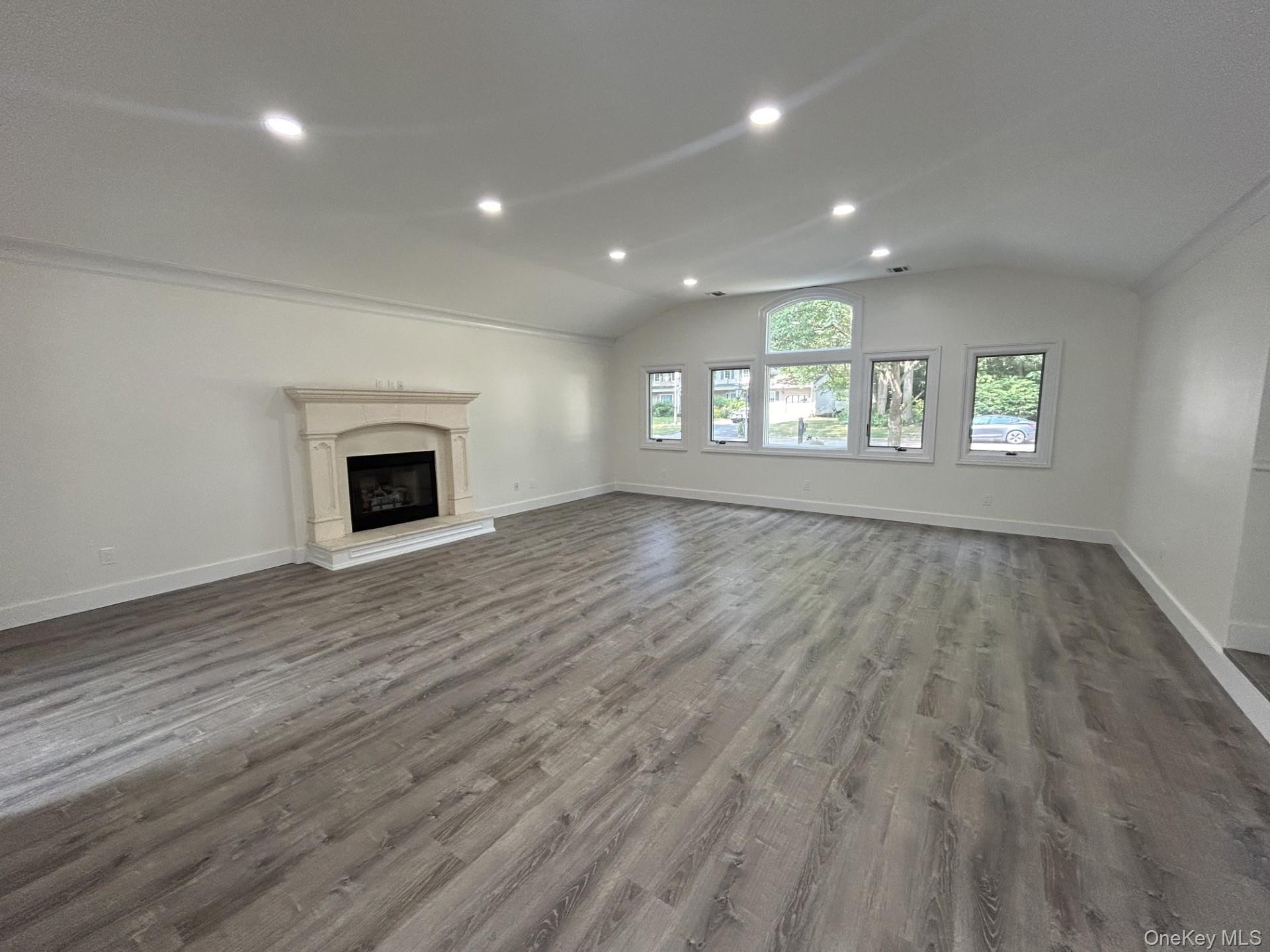 Single Family Poplar Suffolk County, NY 11764, MLS-892267-6