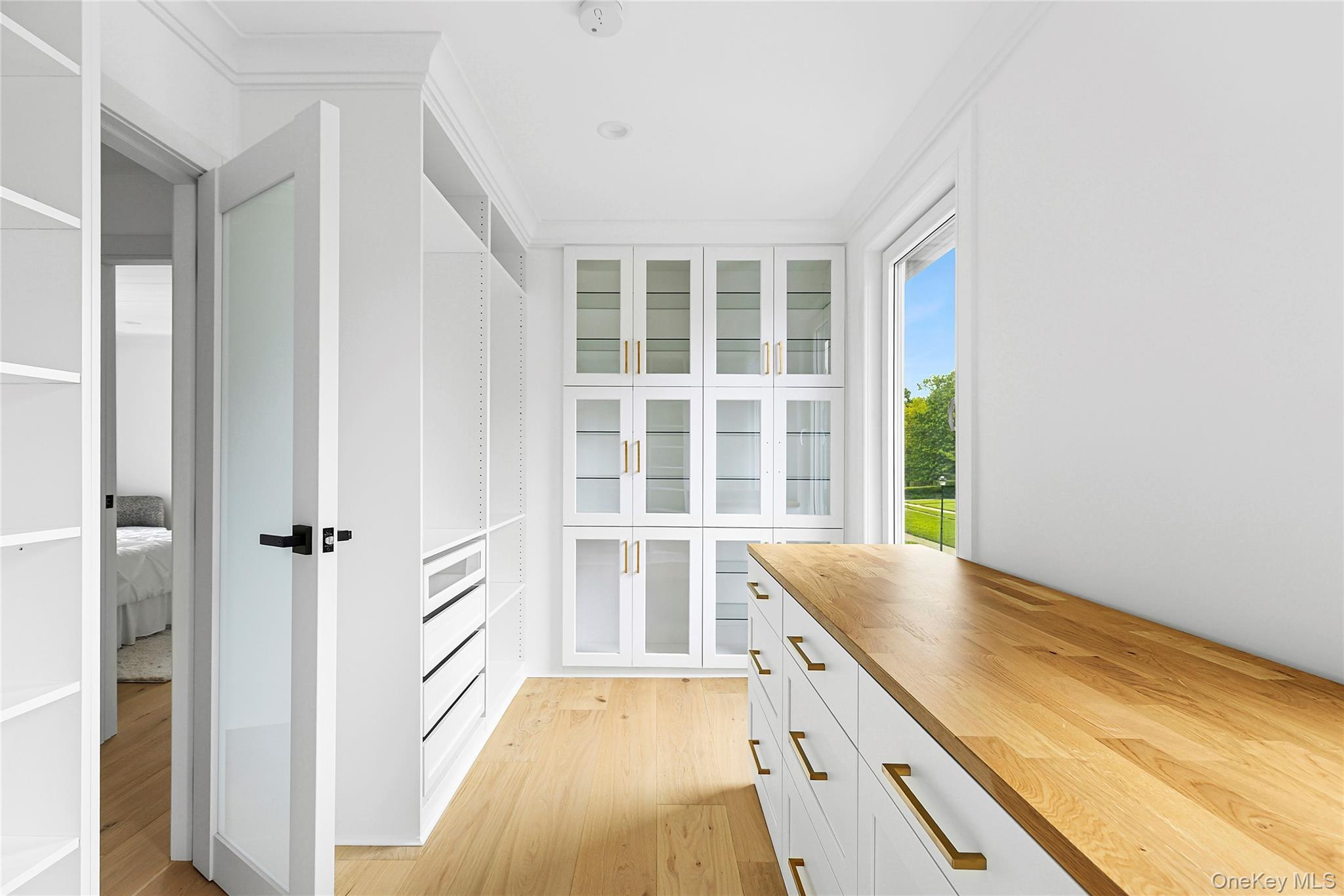 Single Family Arthur Nassau County, NY 11530, MLS-892323-18