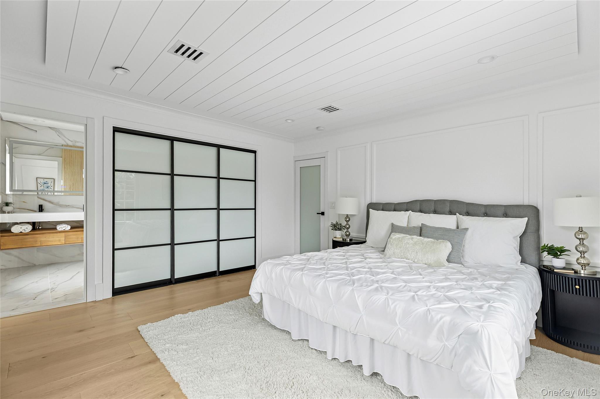 Single Family Arthur Nassau County, NY 11530, MLS-892323-20