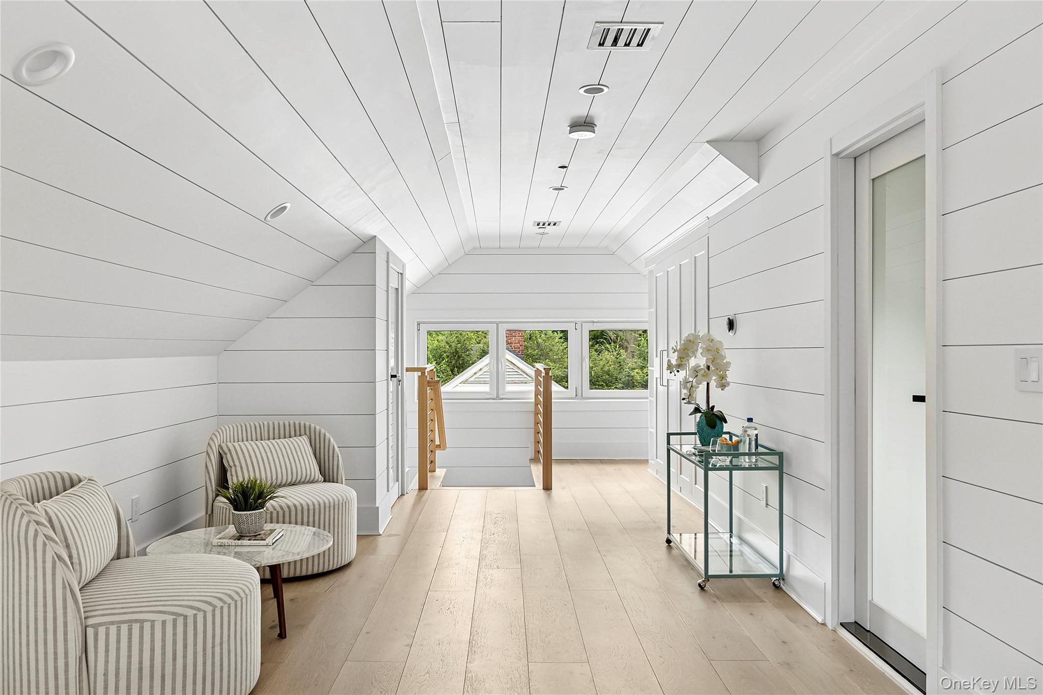 Single Family Arthur Nassau County, NY 11530, MLS-892323-23