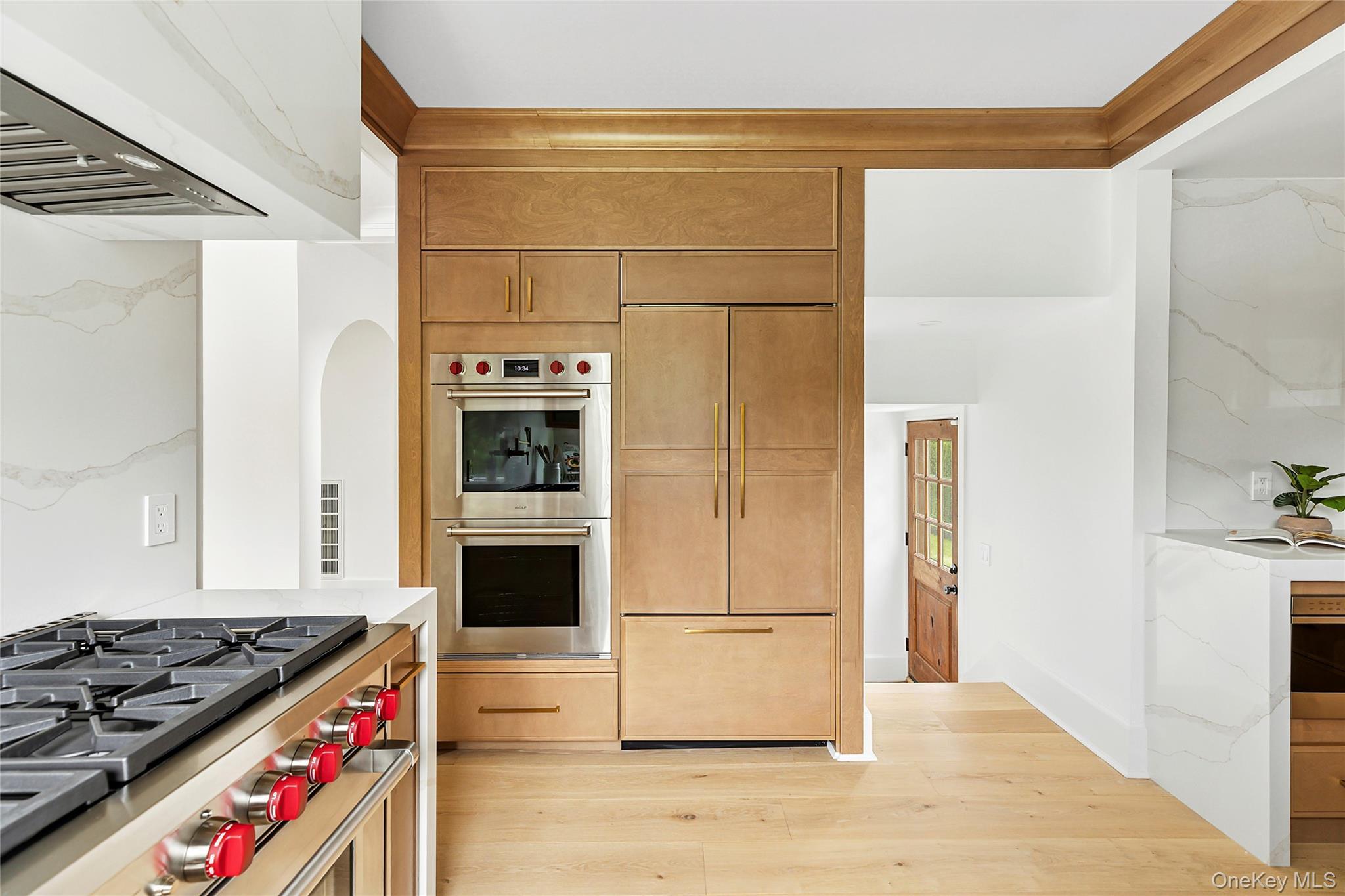 Single Family Arthur Nassau County, NY 11530, MLS-892323-8