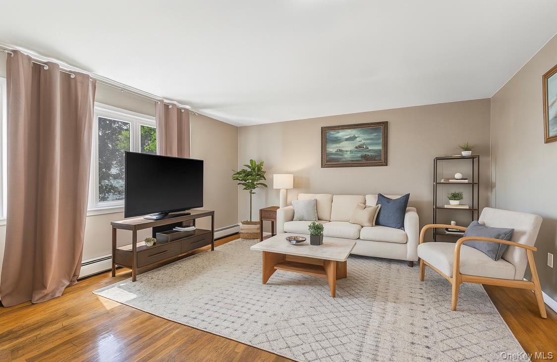 Single Family Mary Lou Westchester County, NY 10703, MLS-892356-2