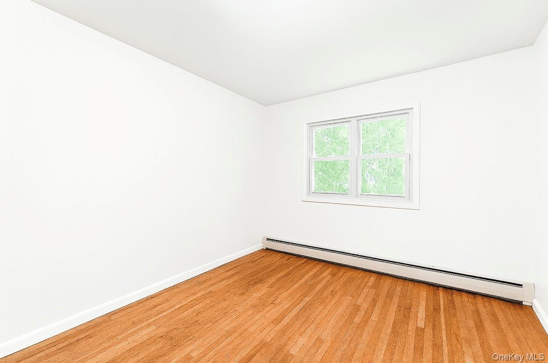 Single Family Mary Lou Westchester County, NY 10703, MLS-892356-25