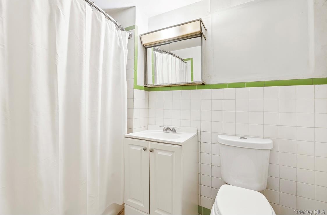 Single Family Mary Lou Westchester County, NY 10703, MLS-892356-35