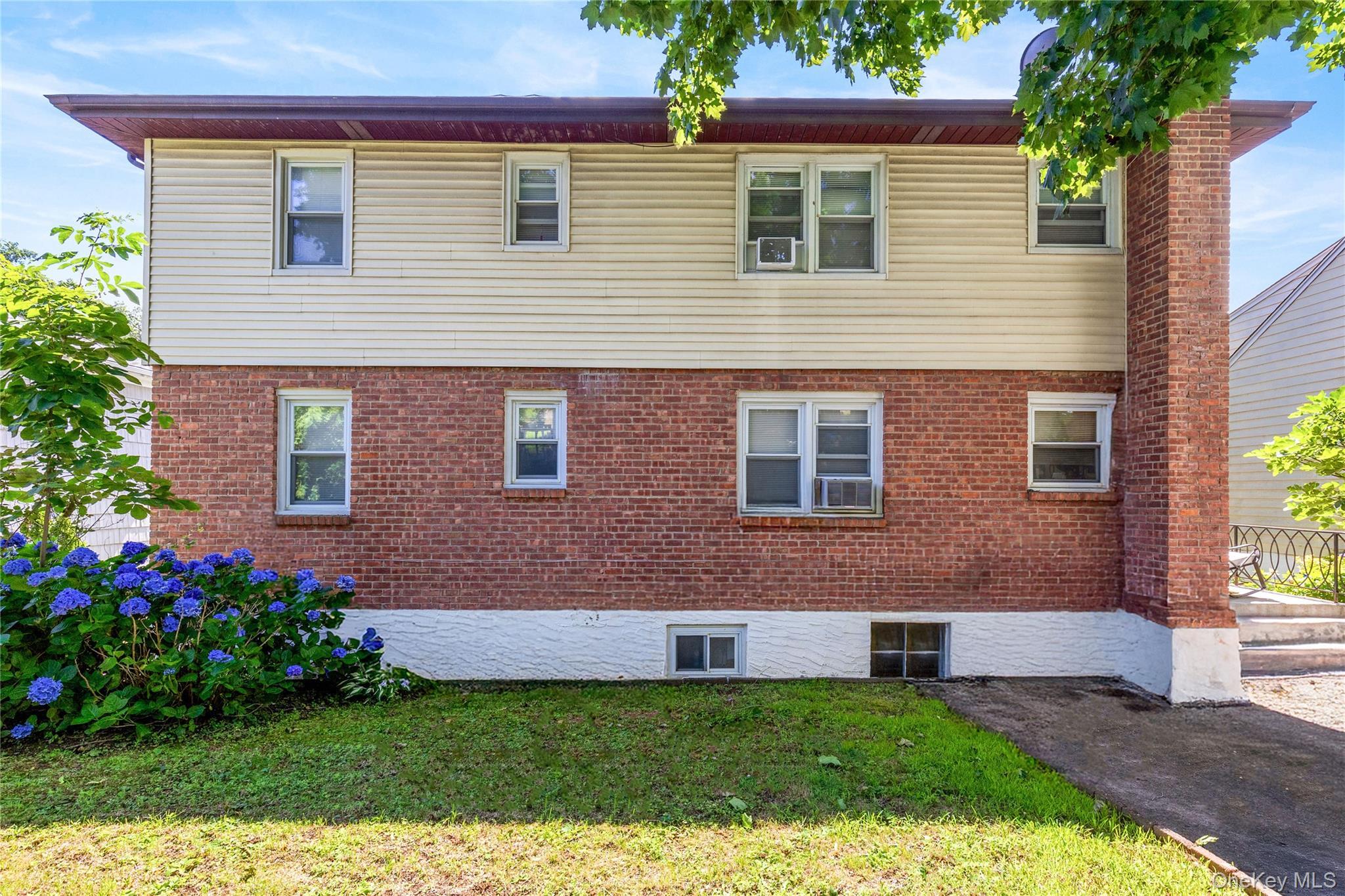 Single Family Mary Lou Westchester County, NY 10703, MLS-892356-38