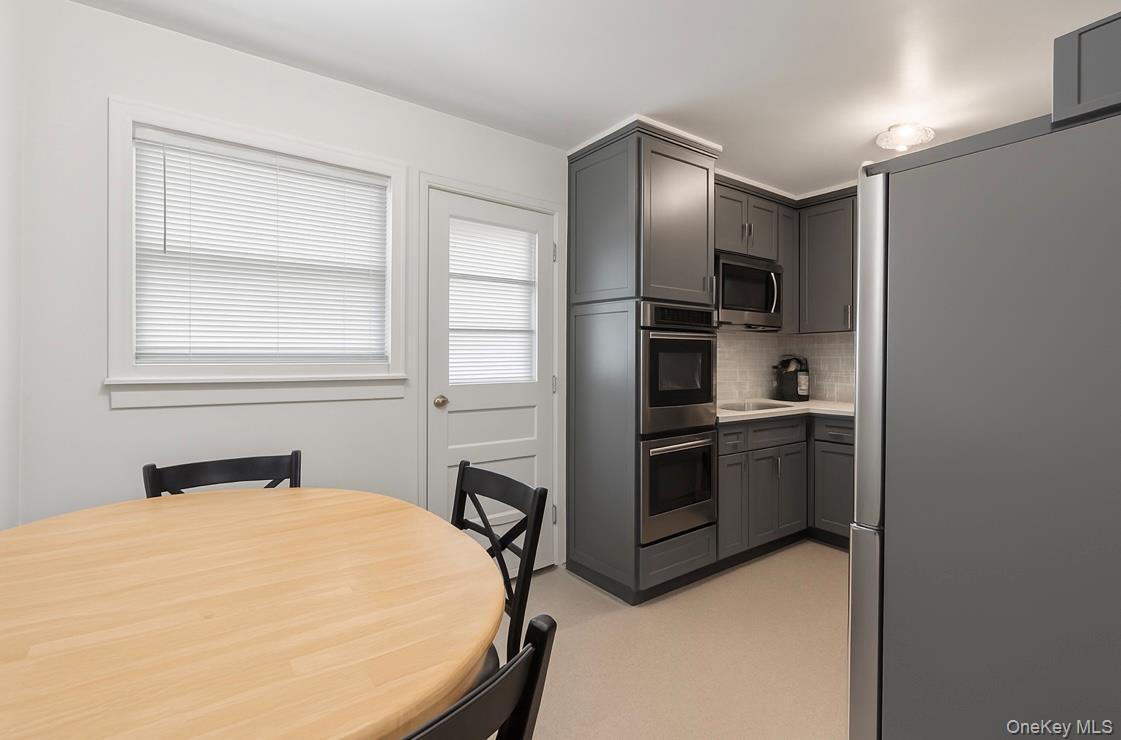 Single Family Mary Lou Westchester County, NY 10703, MLS-892356-6