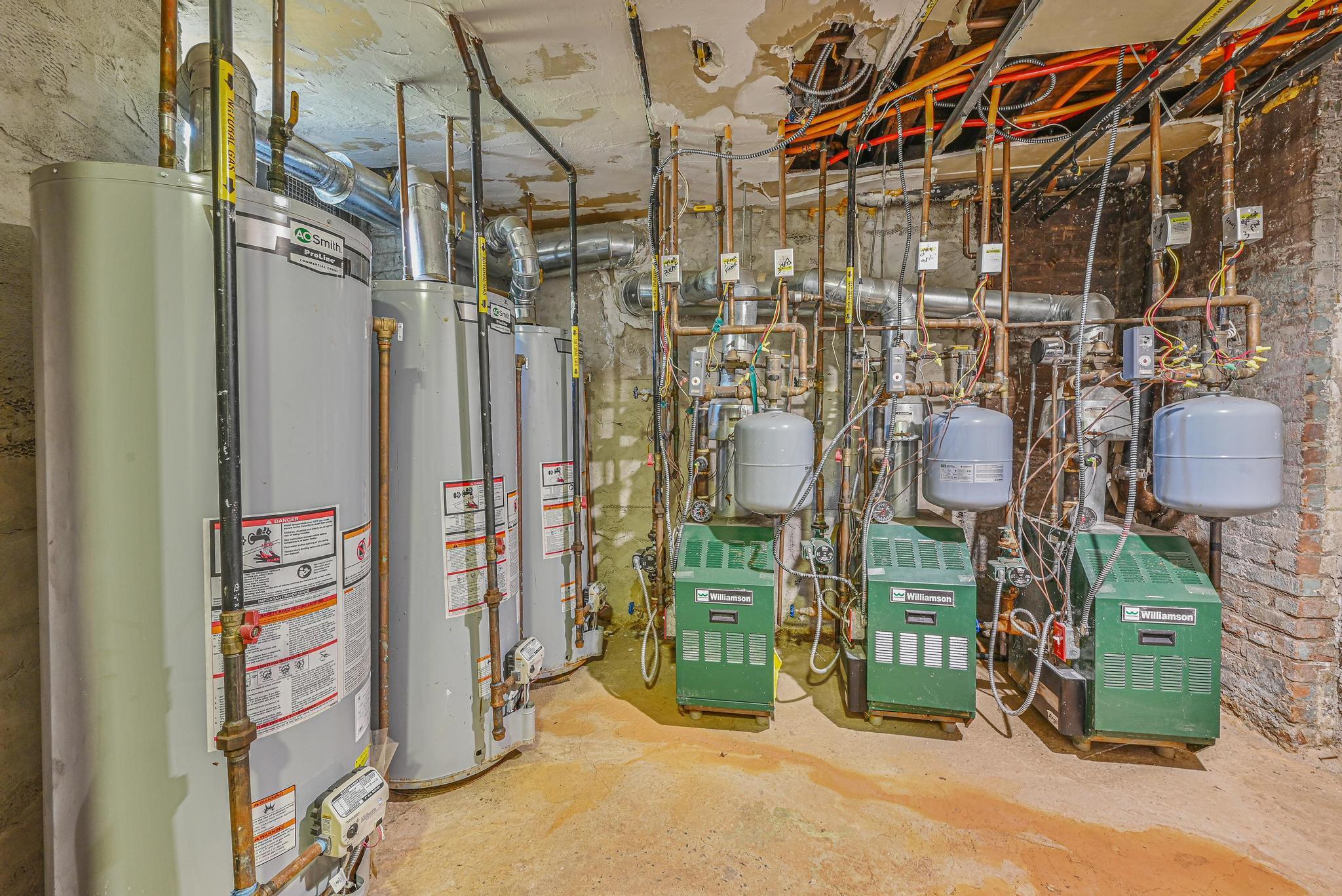 Single Family 35th Queens, NY 11101, MLS-892367-29