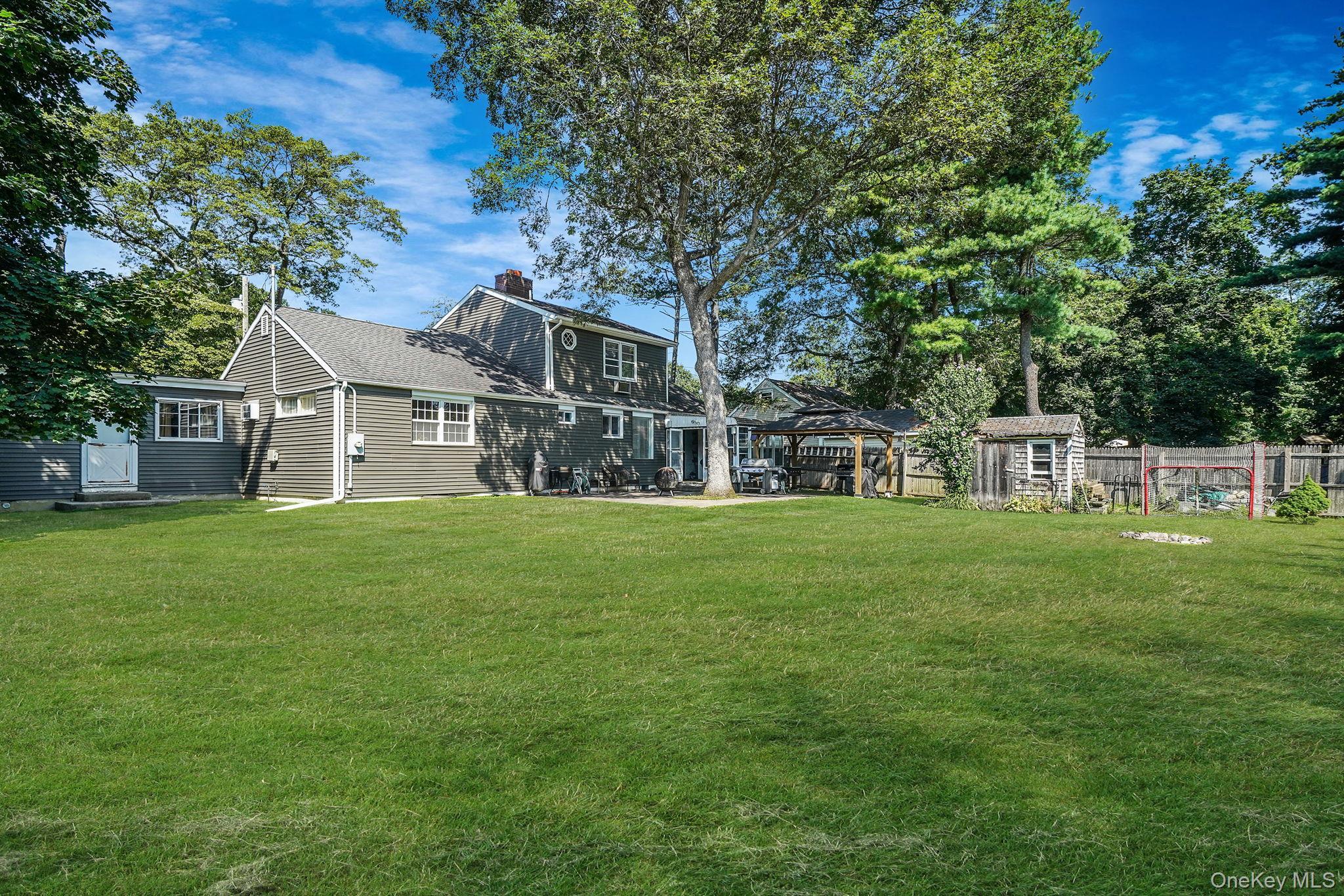 Single Family Scott  Suffolk County, NY 11747, MLS-892380-10