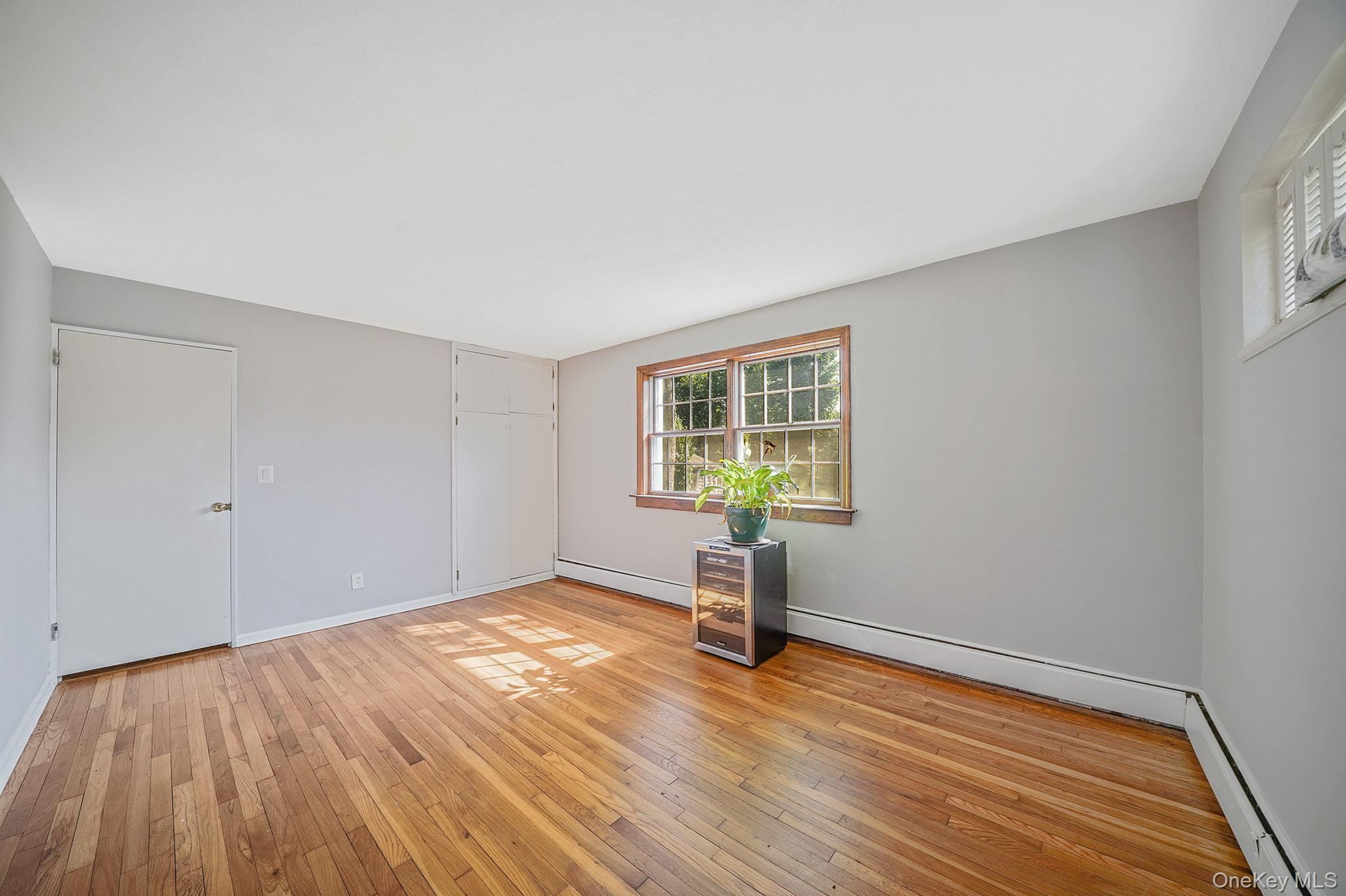 Single Family Scott  Suffolk County, NY 11747, MLS-892380-15