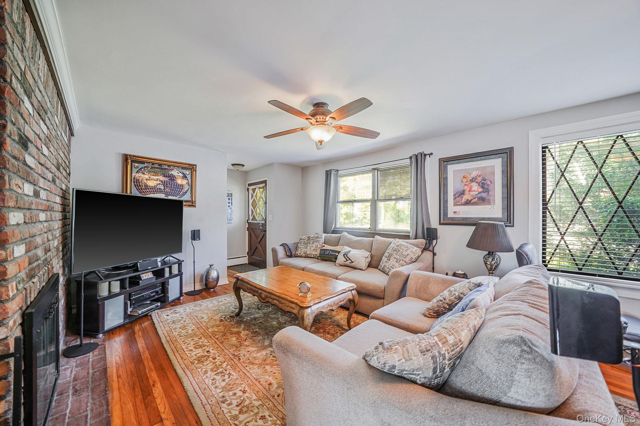 Single Family Scott  Suffolk County, NY 11747, MLS-892380-17