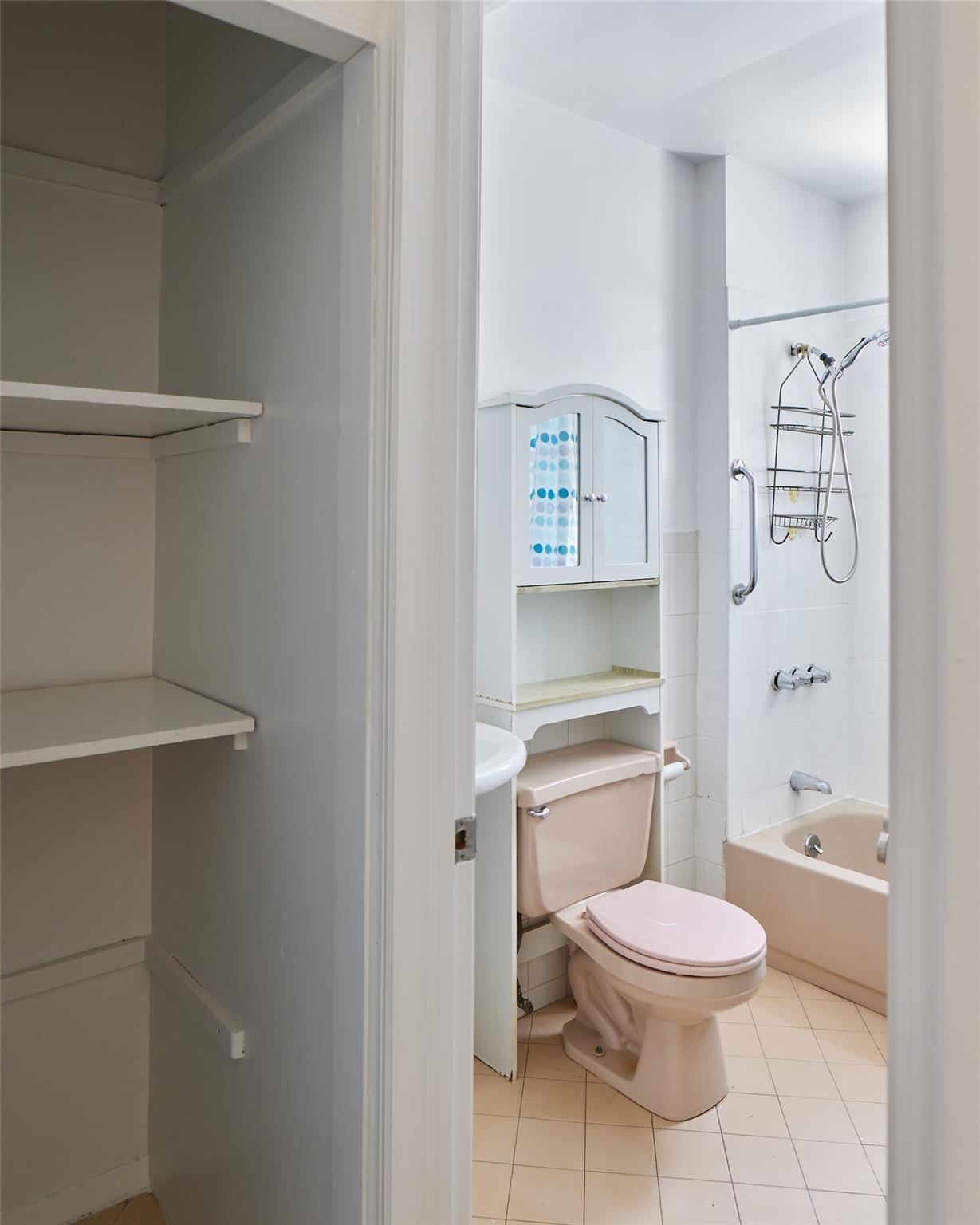 Apartment 5th  Brooklyn, NY 11211, MLS-892388-4